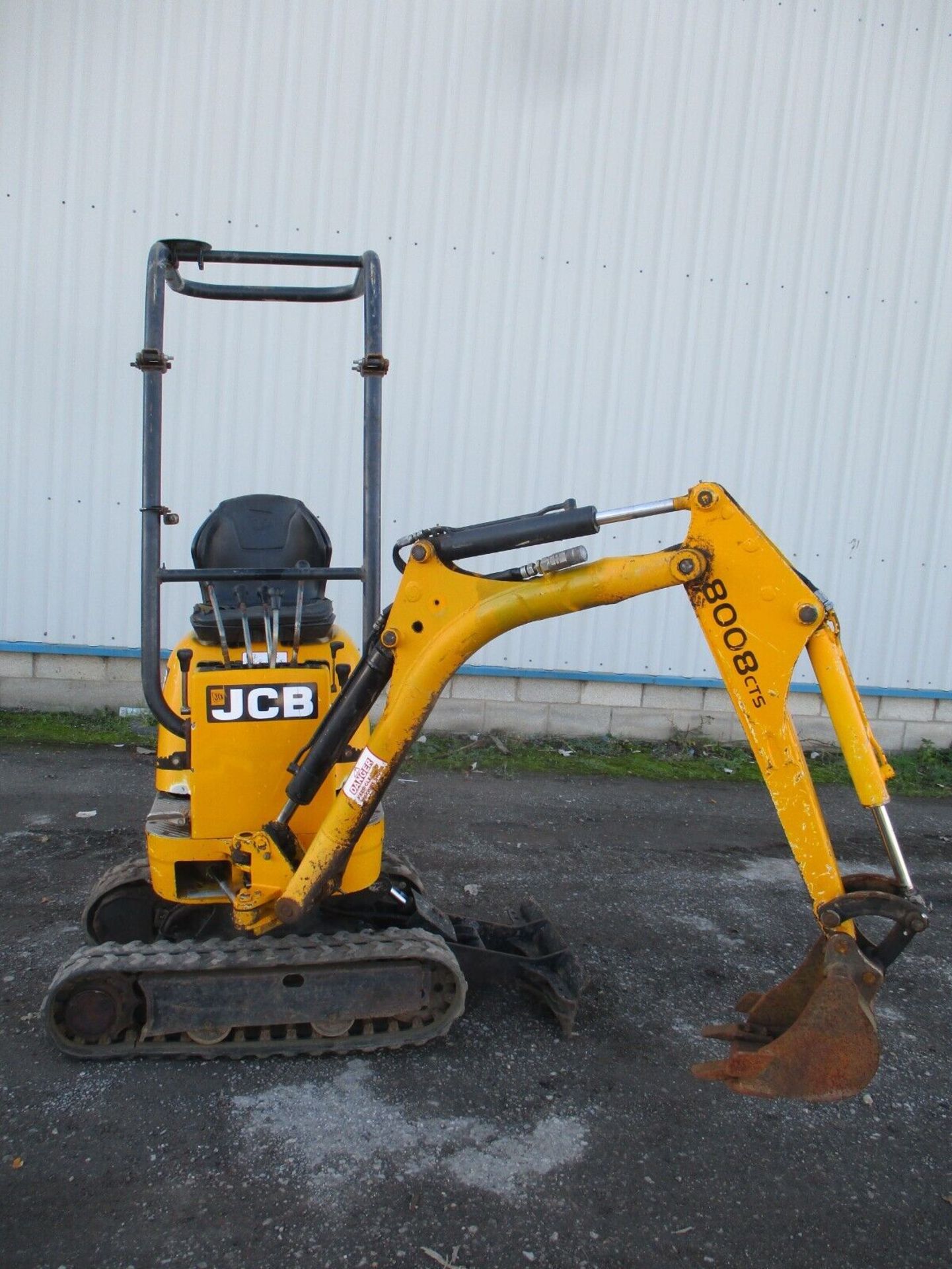JCB 8008: MIGHTY MINI DIGGER FROM 2010, COMPACT POWER UNLEASHED - Image 2 of 14