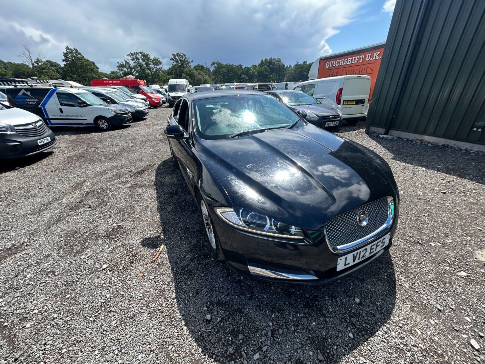 JAGUAR XF DIESEL SALOON 2.2D LUXURY 4DR AUTO 12 MONTHS MOT (NO VAT ON HAMMER) - IN DAILY USE - Image 4 of 19