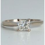 0.40CT PRINCESS CUT DIAMOND RING/WHITE GOLD IN GIFT BOX + VALUATION CERTIFICATE OF £2395