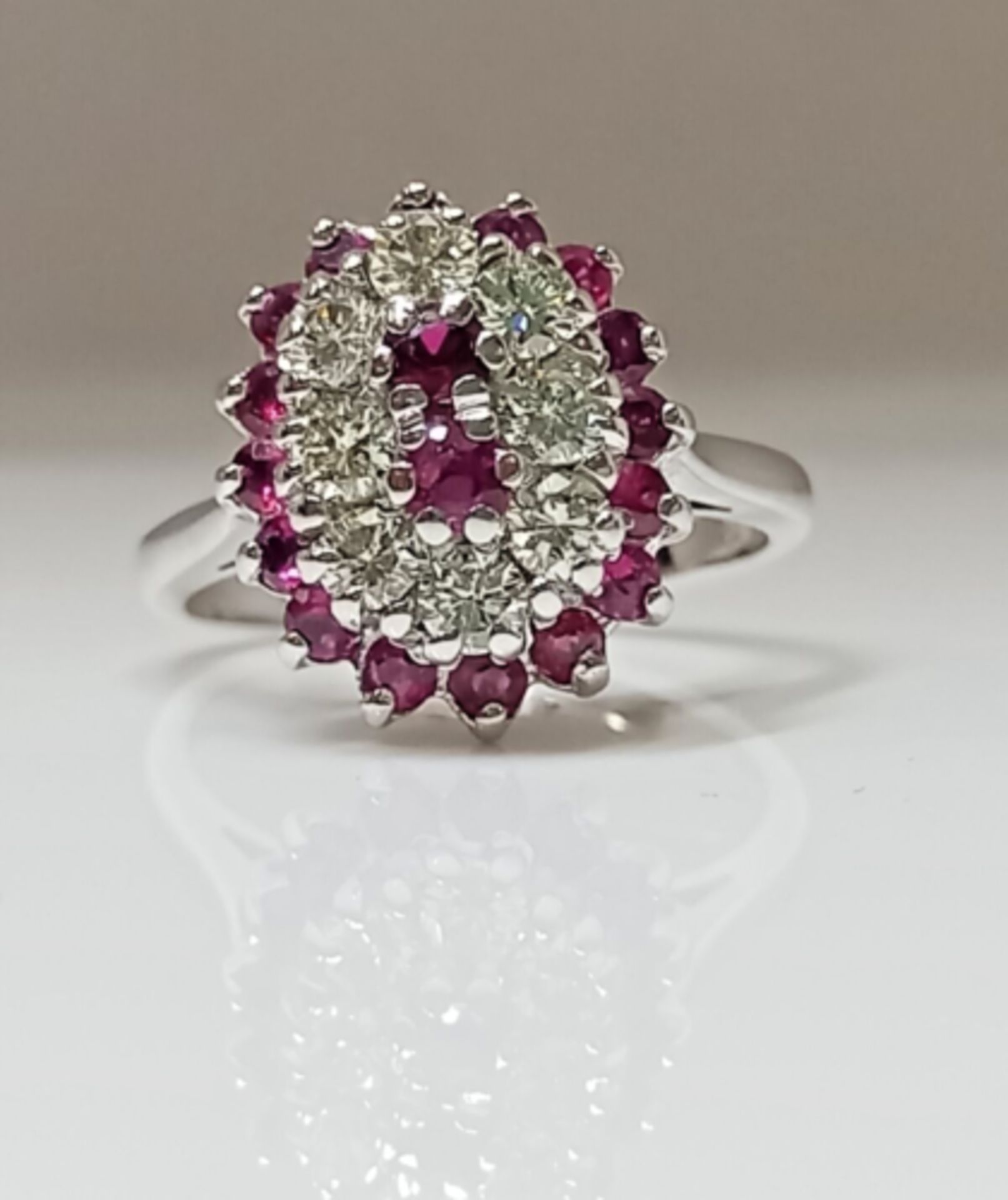 RUBY & 0.55CT DIAMOND CLUSTER RING 18CT WHITE GOLD + GIFT BOX + VALUATION CERTIFICATE OF £3500