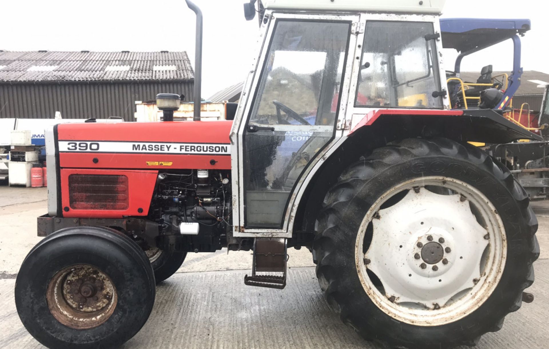 MASSEY FERGUSON 390/12 AG TRACTOR - Image 2 of 7