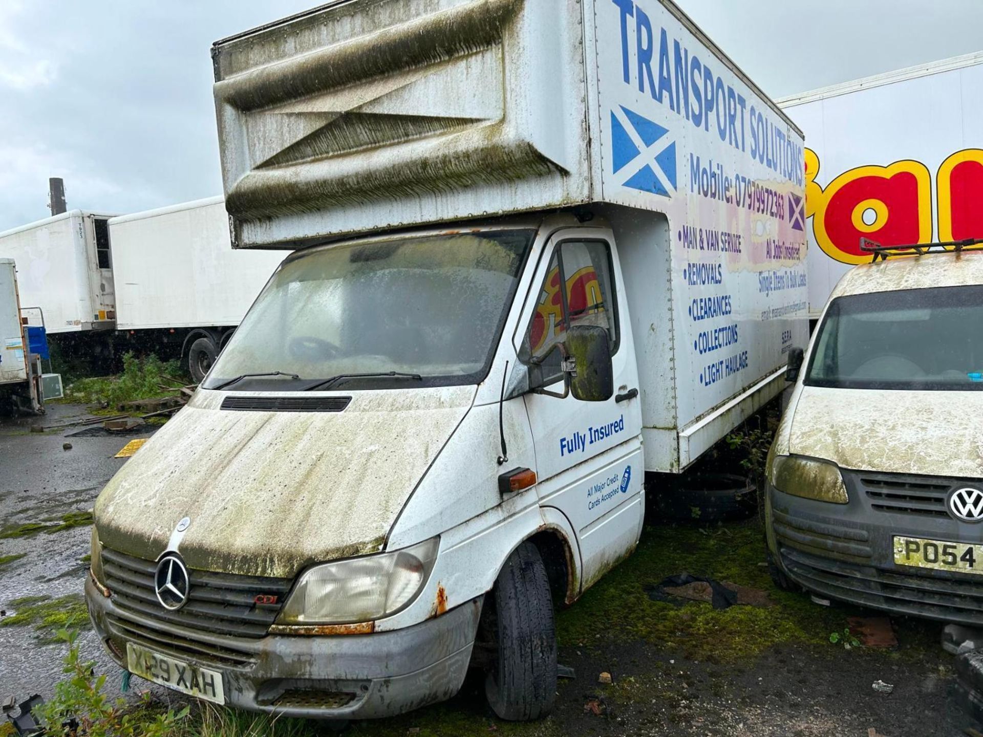 RESTORATION CHALLENGE: VINTAGE MERCEDES SPRINTER LUTON VAN 2000 - NO VAT ON HAMMER - Image 3 of 4