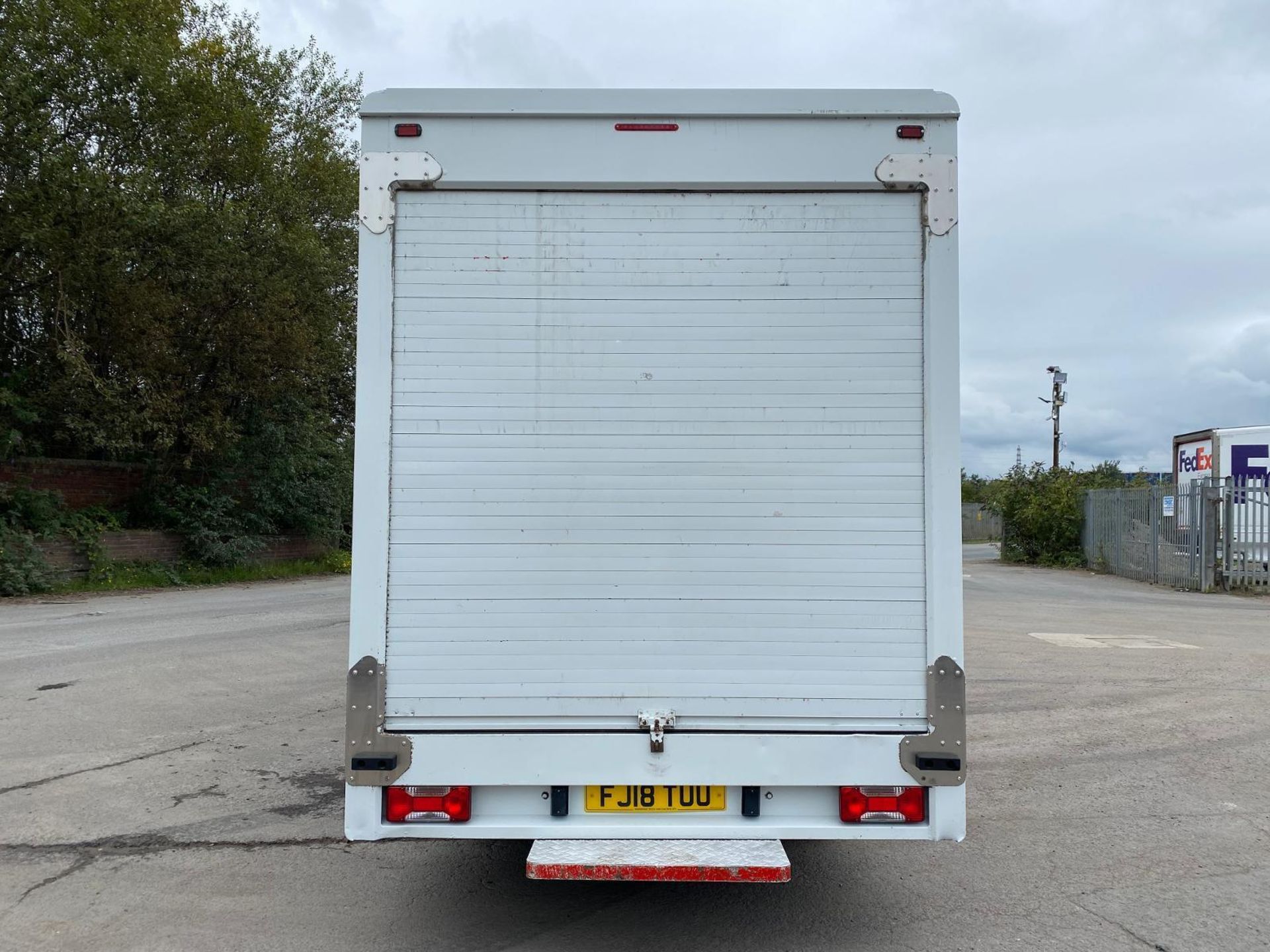 2018 IVECO LUTON'S ALUMINUM BODY EURO 6 - Image 7 of 12