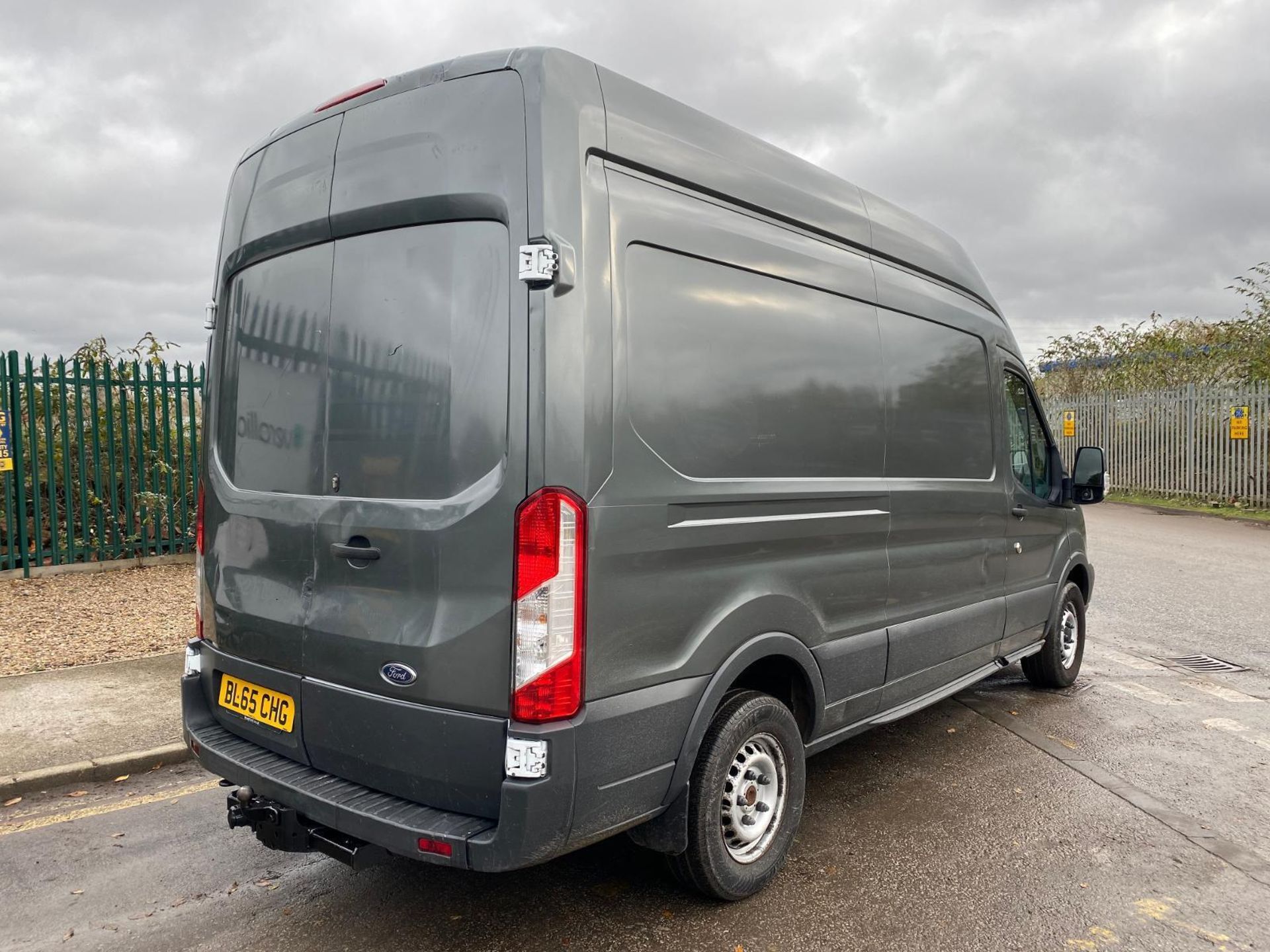 ON THE MOVE: 2015 FORD TRANSIT, DIESEL, MANUAL, FULLY EQUIPPED - Image 13 of 16