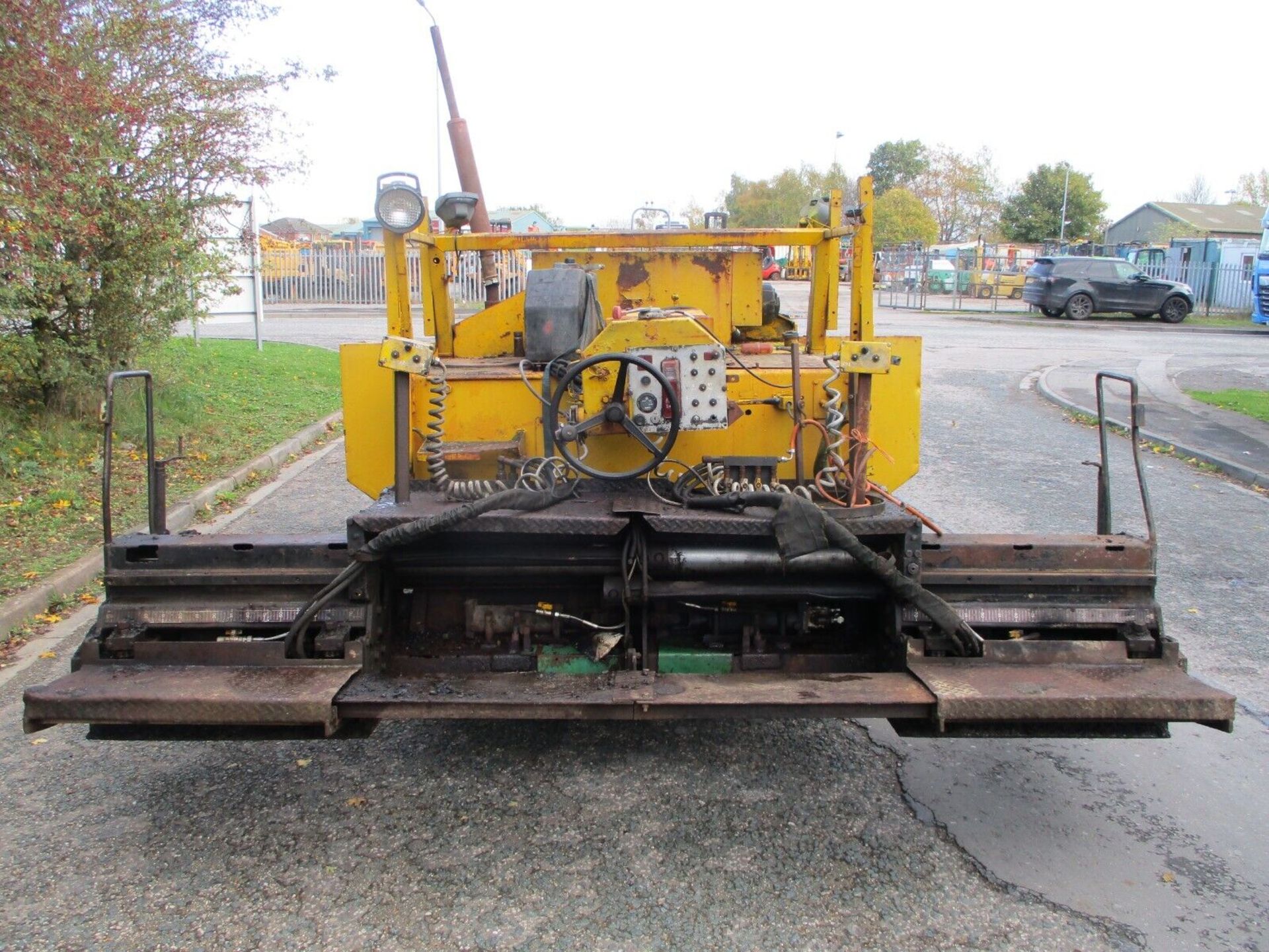 BITELLI BB30 TARMAC PAVER: PRECISION IN PAVING - Image 2 of 11