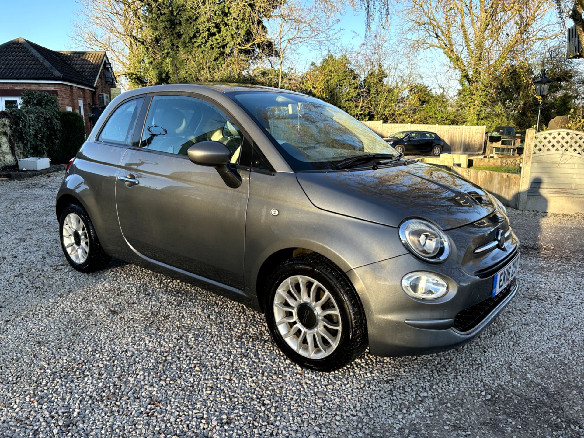 EURO6 ELEGANCE: 2016 FIAT 500 1.2 – DRIVE WITH PERFECTION!