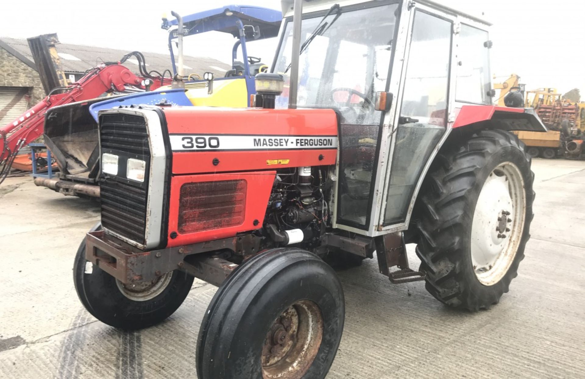 MASSEY F 390 AG TRACTOR