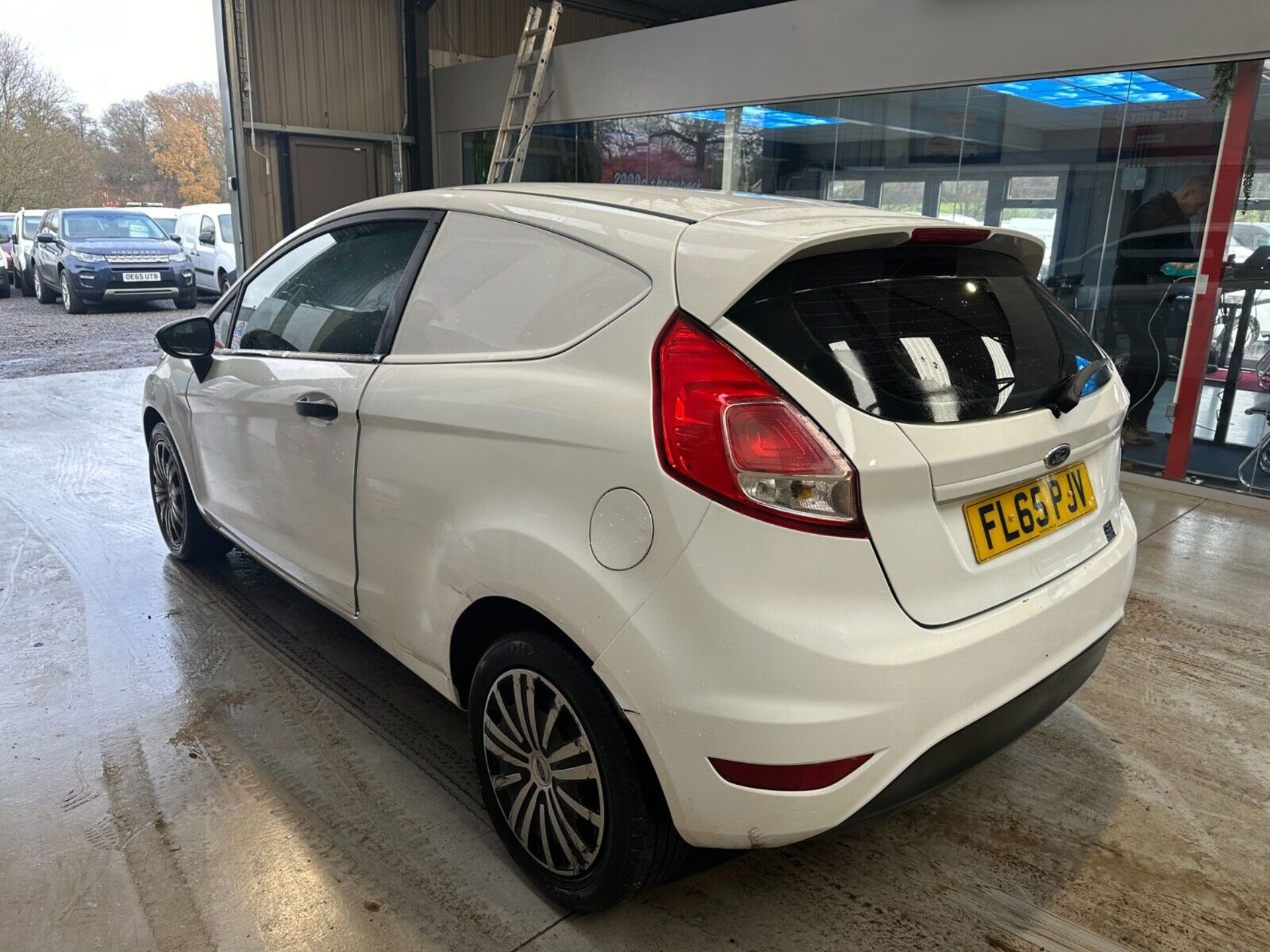 STURDY PERFORMER: 65 PLATE FORD FIESTA, A/C & ELECTRIC WINDOWS - NO VAT ON HAMMER - Image 12 of 15