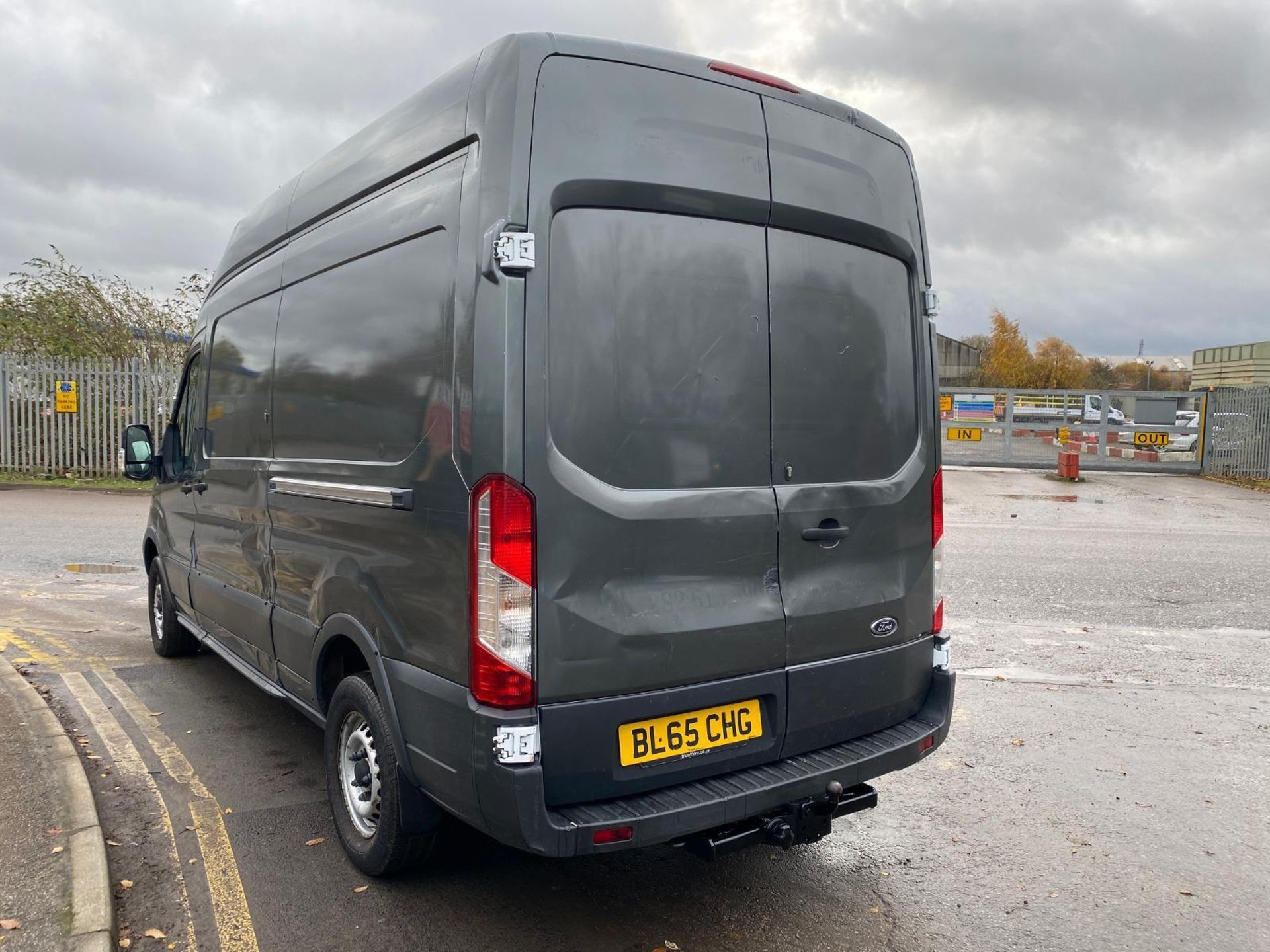 ON THE MOVE: 2015 FORD TRANSIT, DIESEL, MANUAL, FULLY EQUIPPED - Image 8 of 16