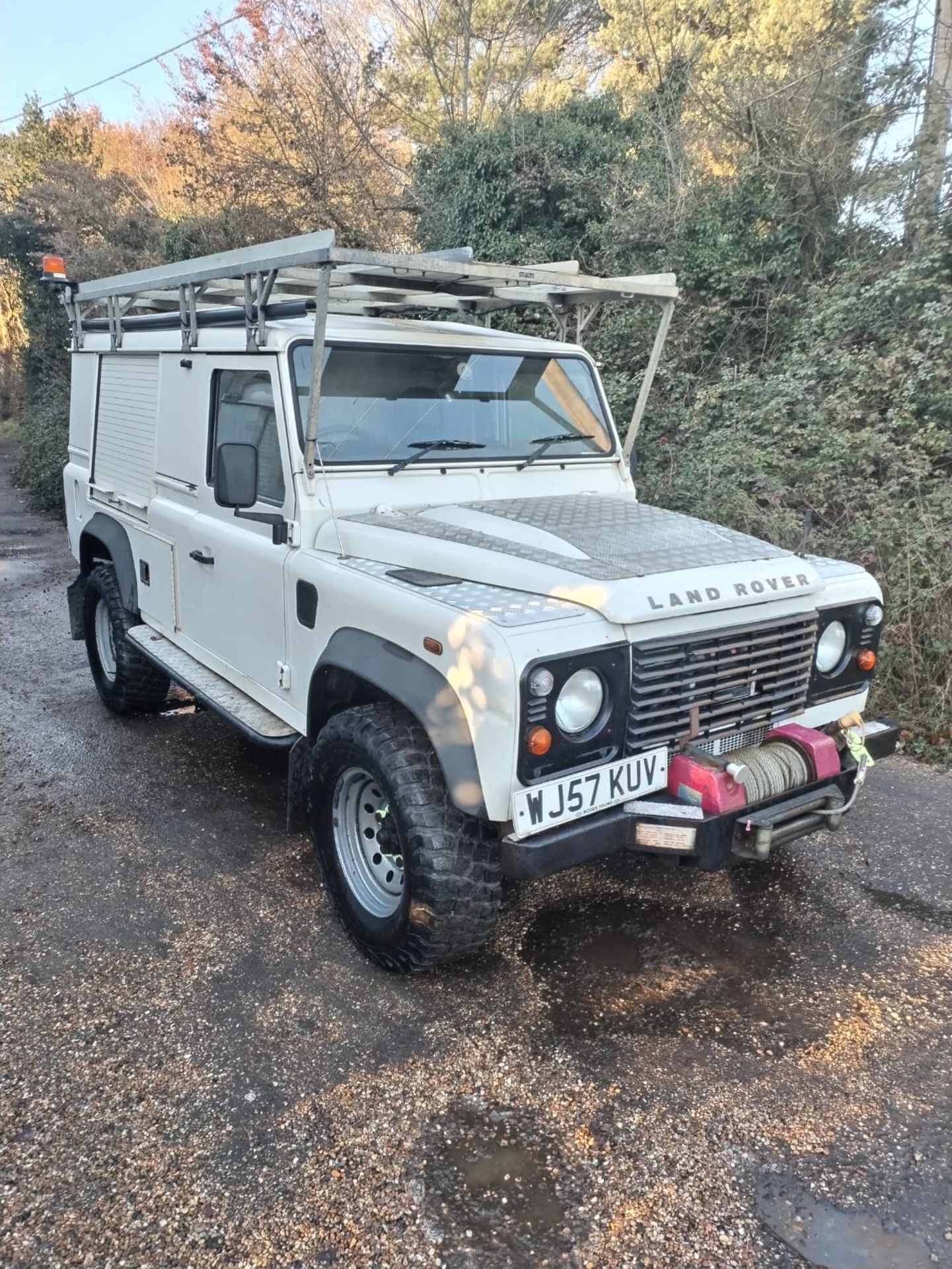 2007 LAND ROVER DEFENDER 2.4