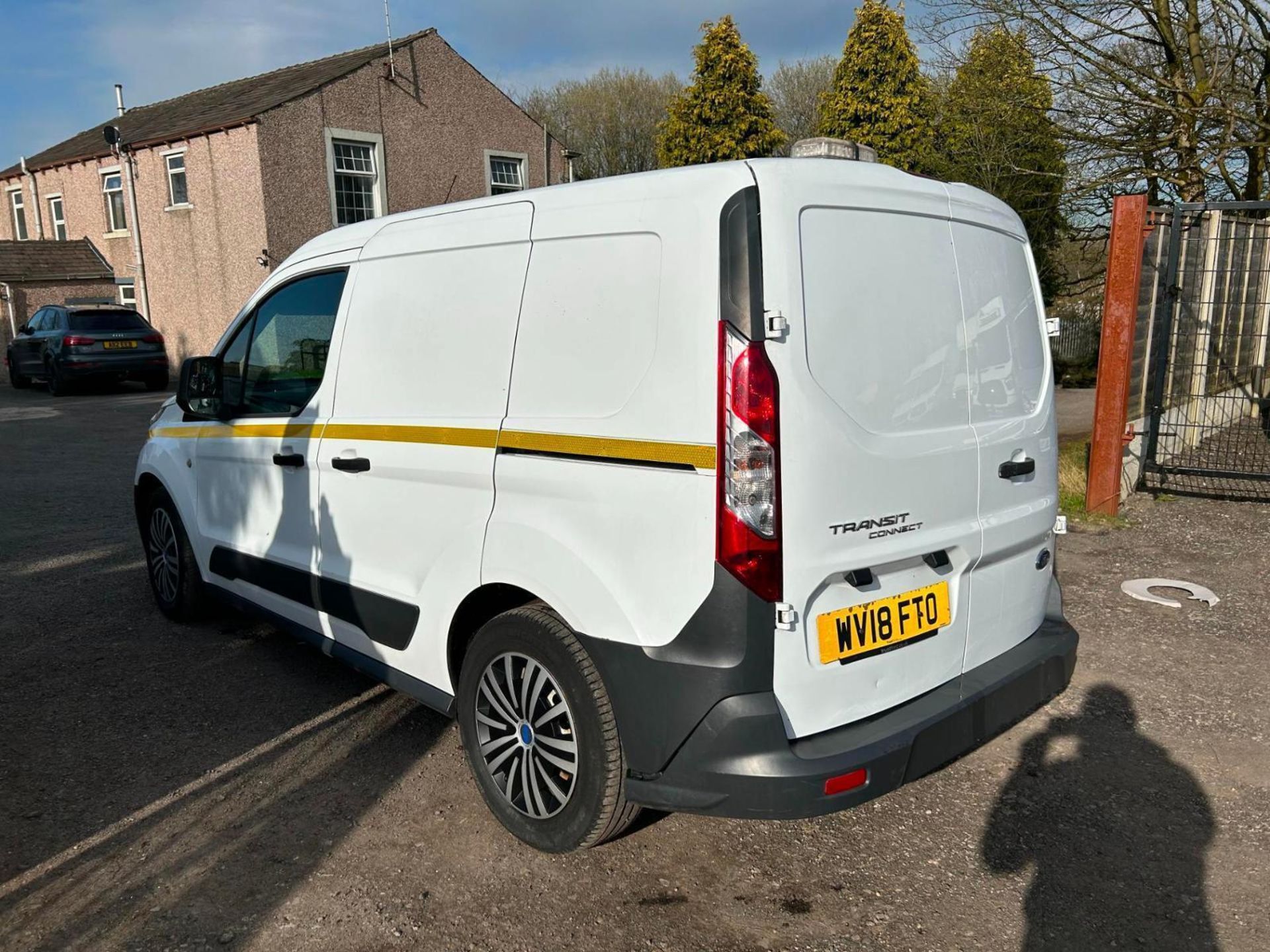 PRACTICAL FLEET SOLUTION: 2018 FORD TRANSIT CONNECT, MANUAL - Image 10 of 14