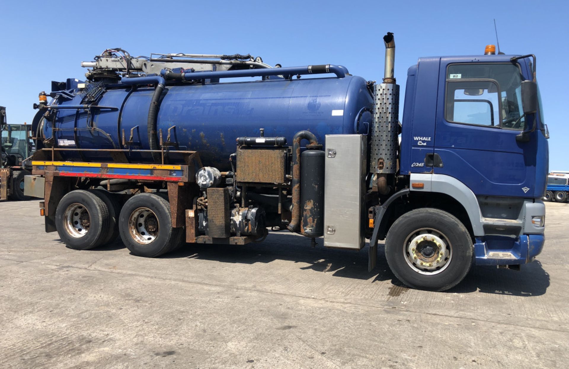 FODEN 6×4 WHALE VACUUM TANKER