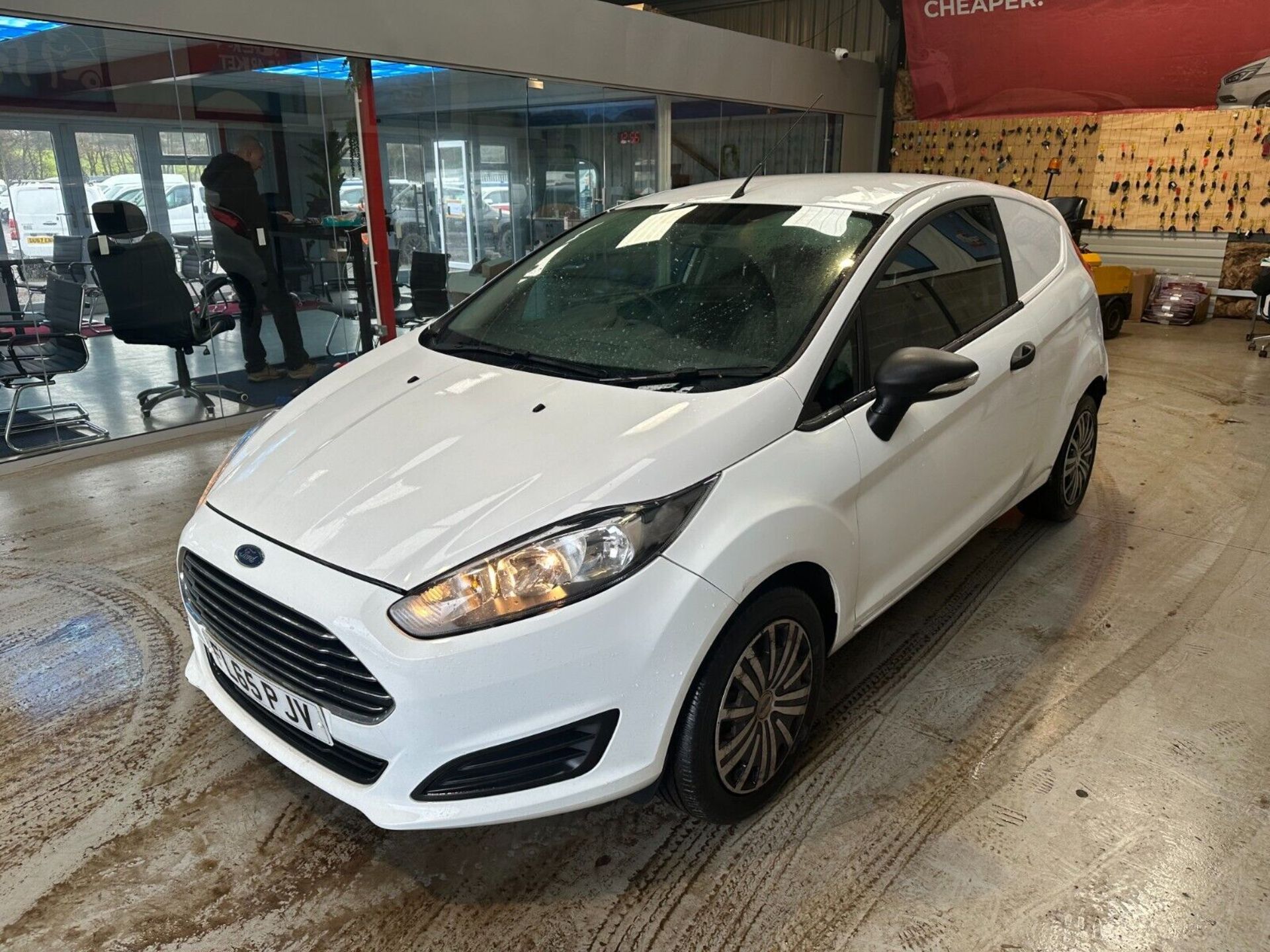 STURDY PERFORMER: 65 PLATE FORD FIESTA, A/C & ELECTRIC WINDOWS - NO VAT ON HAMMER - Image 11 of 15