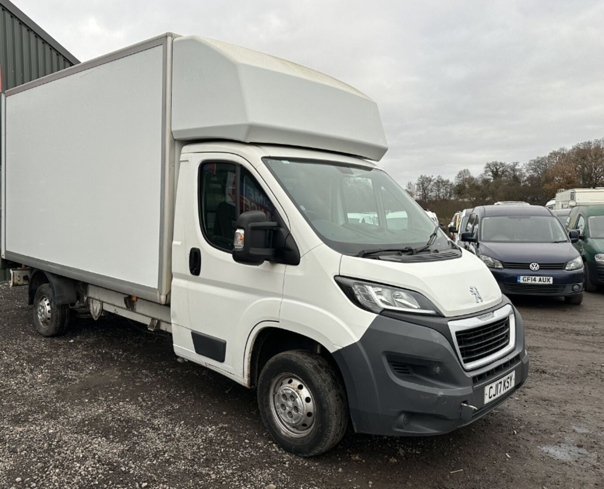 101K MILES - 2017 LUTON BOX WORKHORSE: PEUGEOT BOXER - NO VAT ON HAMMER - Image 3 of 11