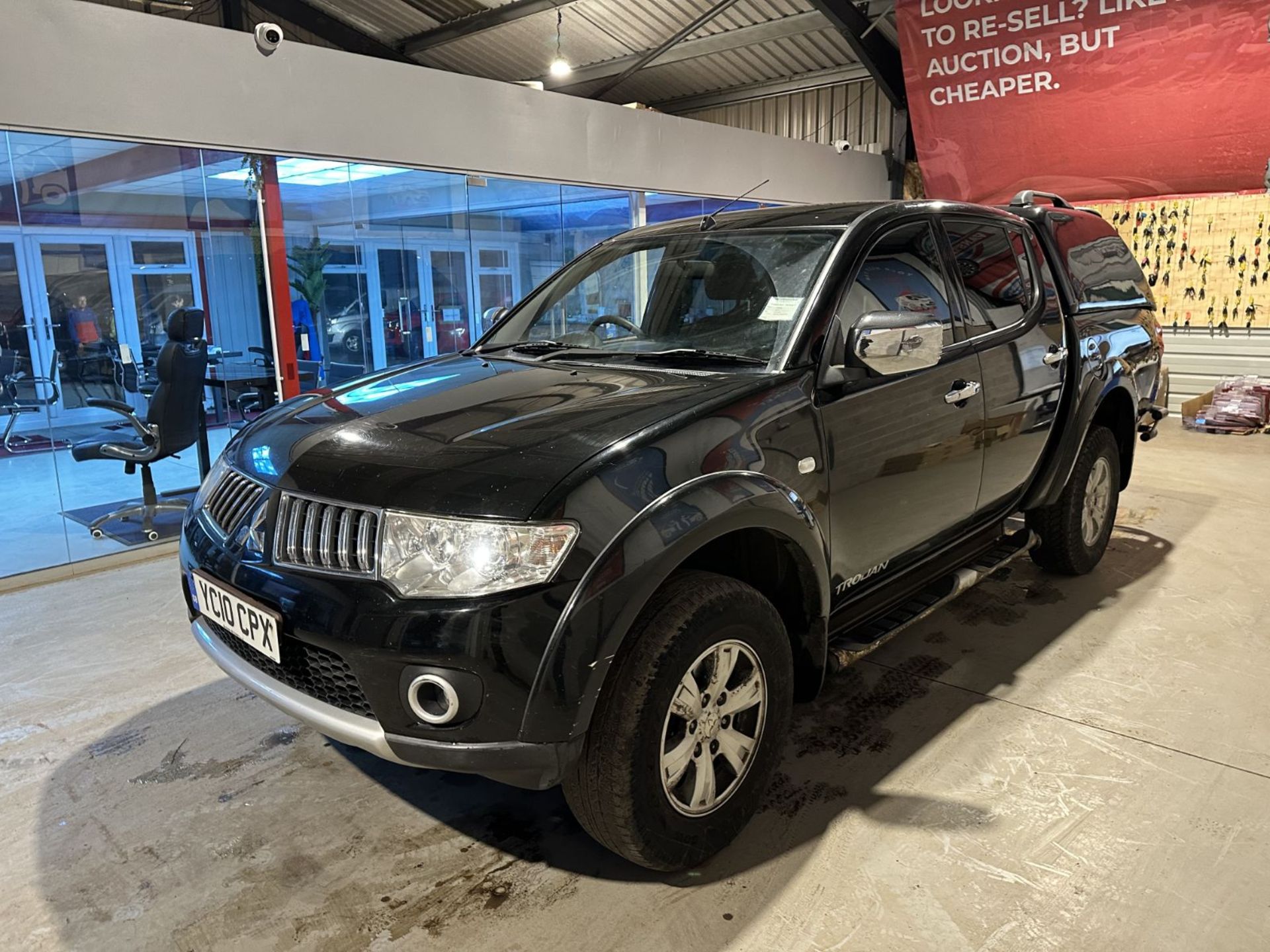 2010 MITSUBISHI L200 TROJAN: BLACK BEAUTY WITH 4X4 MIGHT!