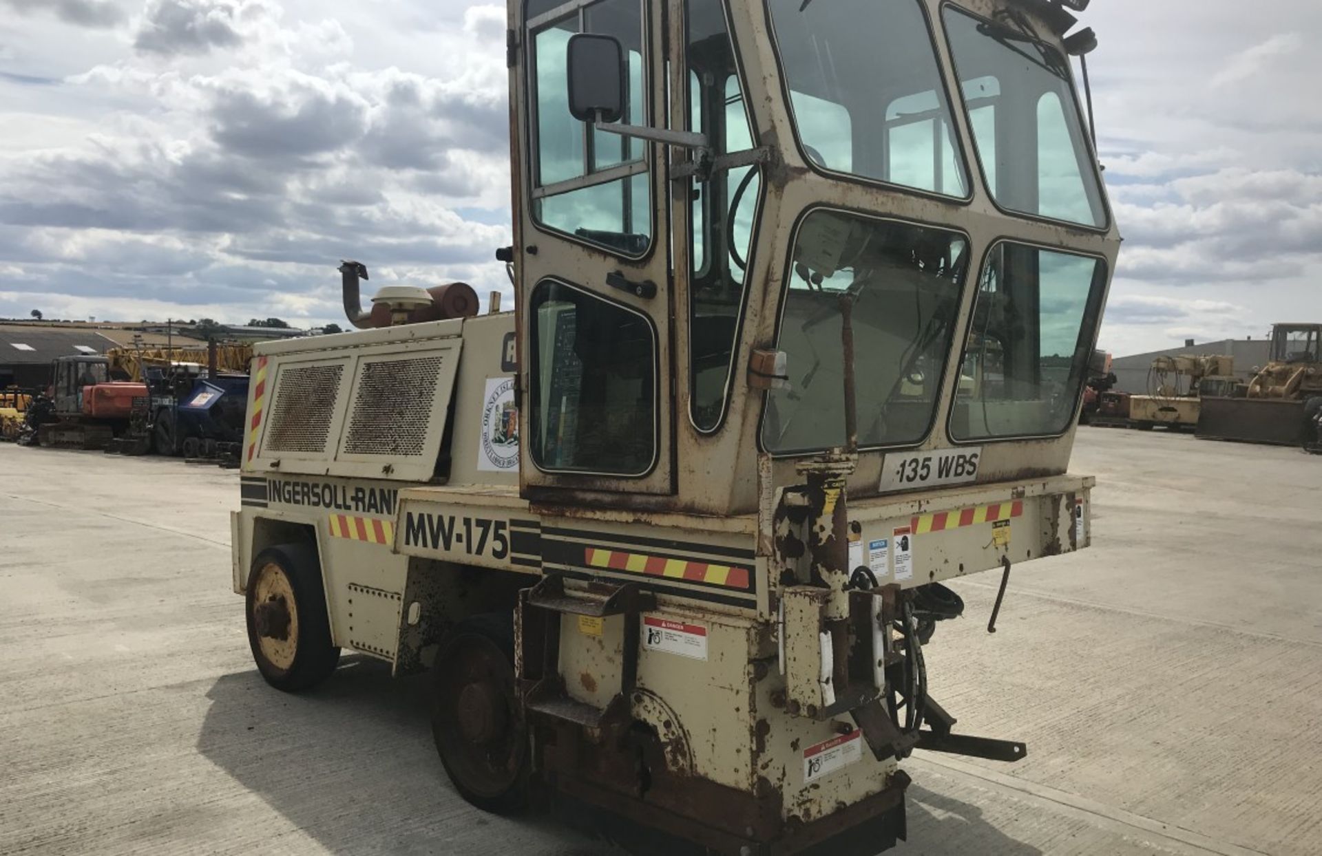 2001 INGERSOLL RAND MW175 ASPHALT PLANER