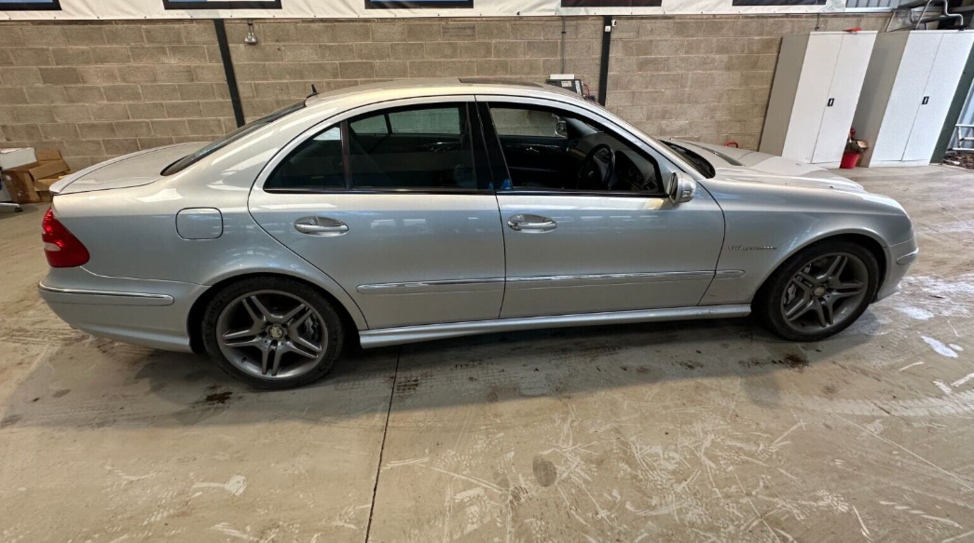 2004 MERCEDES BENZ E CLASS E55 AMG 5.5L E55 CLASSIC - 141K MILES - NO VAT ON HAMMER