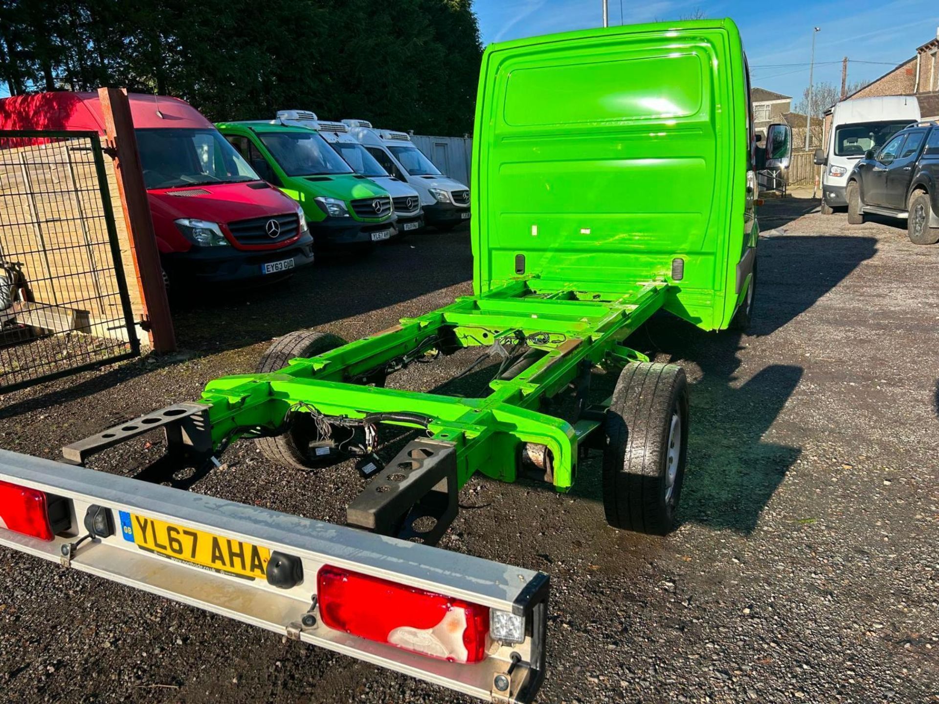 VERSATILE WORK TRUCK: 2018 MERCEDES SPRINTER CHASSIS CAB - Image 5 of 11