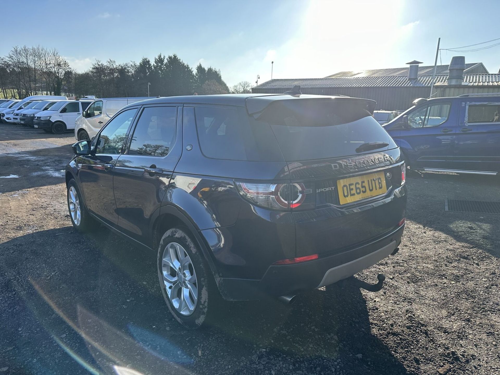 ADVENTURE-READY 4X4: 2016 LAND ROVER DISCOVERY SPORT DIESEL (NO VAT ON HAMMER) - Image 14 of 15