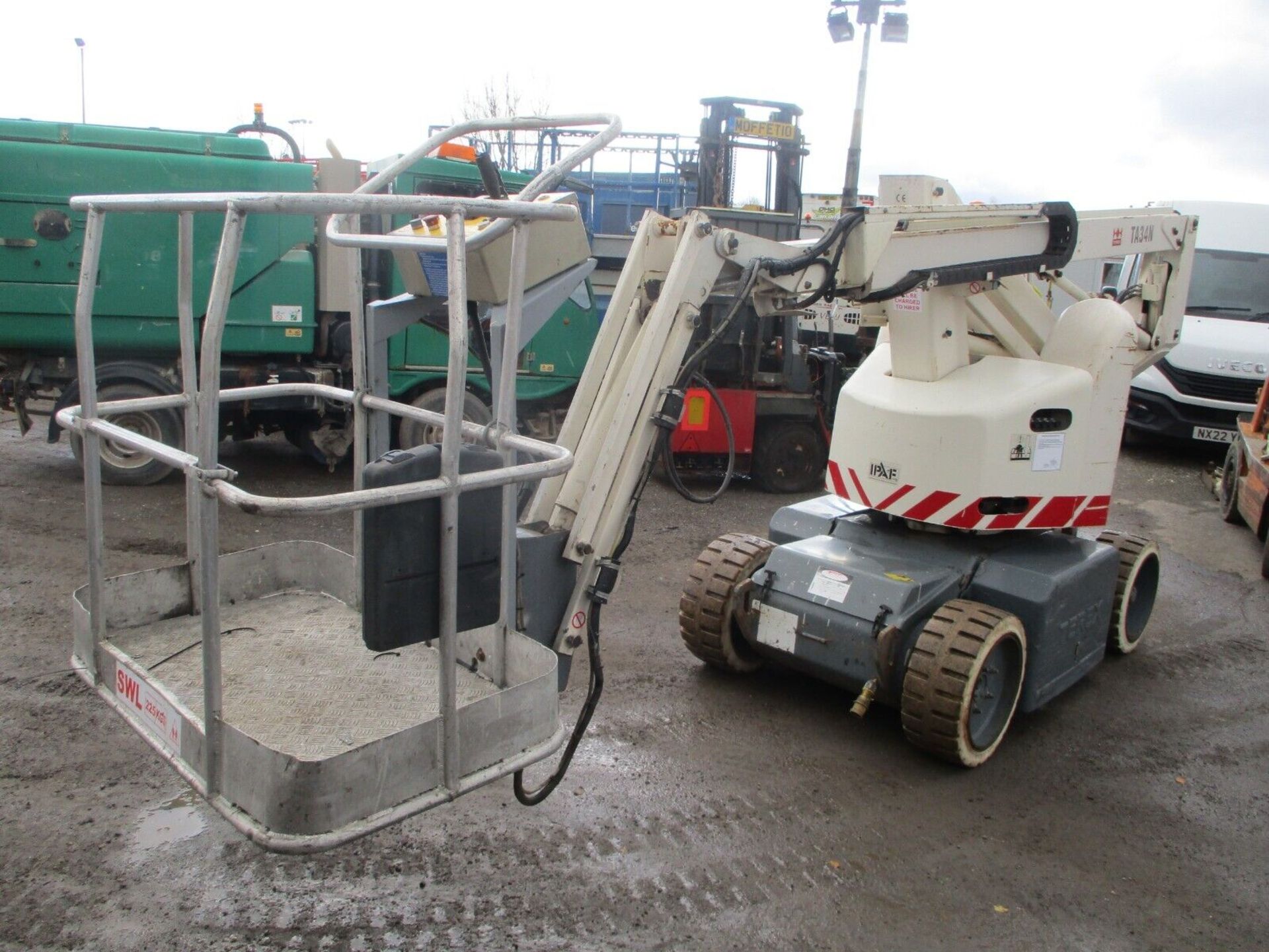 TEREX TA34N CHERRY PICKER - Image 5 of 12