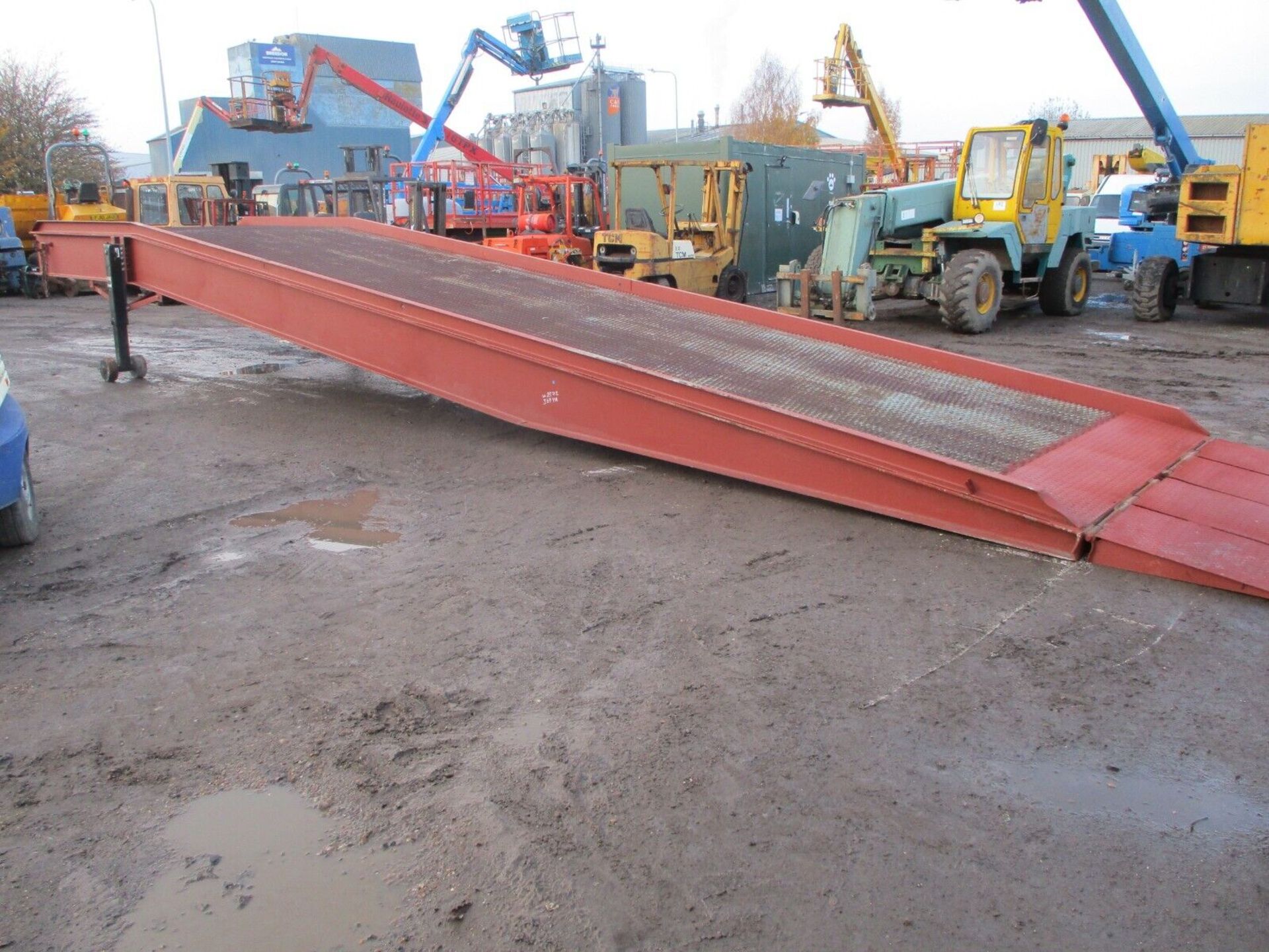 12 METRES LONG THORWORLD CONTAINER LOADING RAMP - Bild 3 aus 11