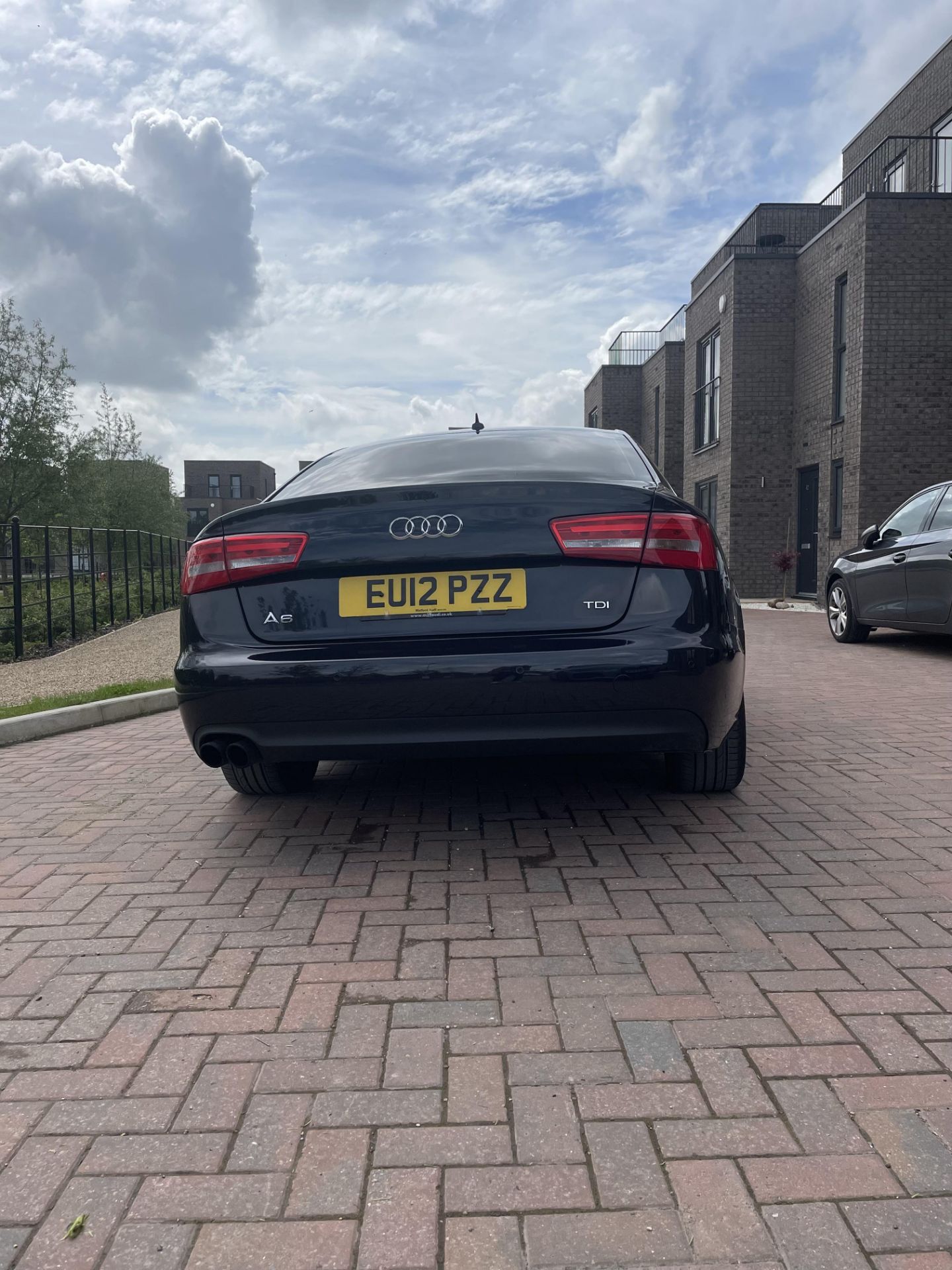 AUDI A6 2.0 TDI - Image 2 of 15