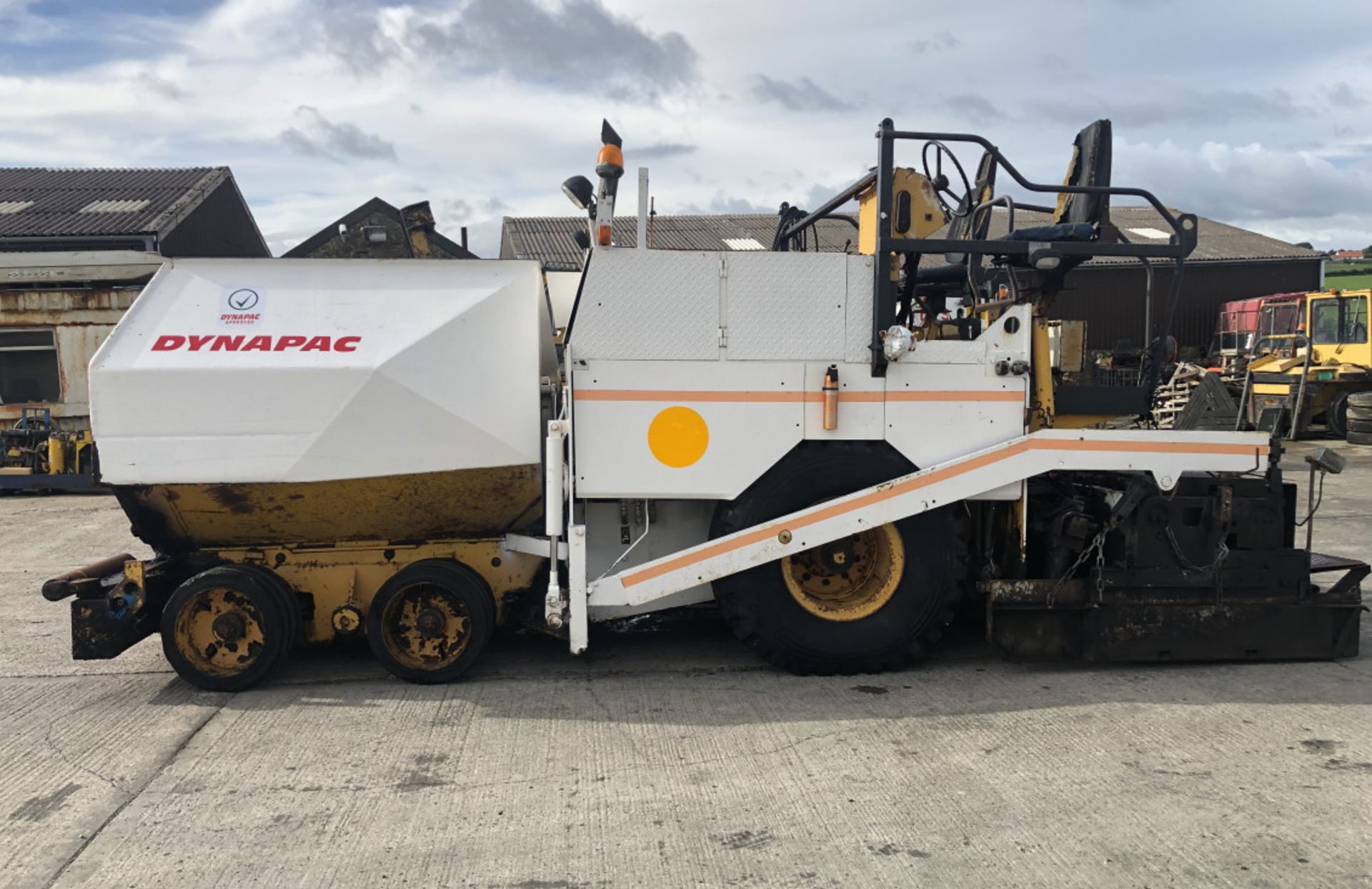 DYNAPAC 1104 ASPHALT TARMAC PAVER