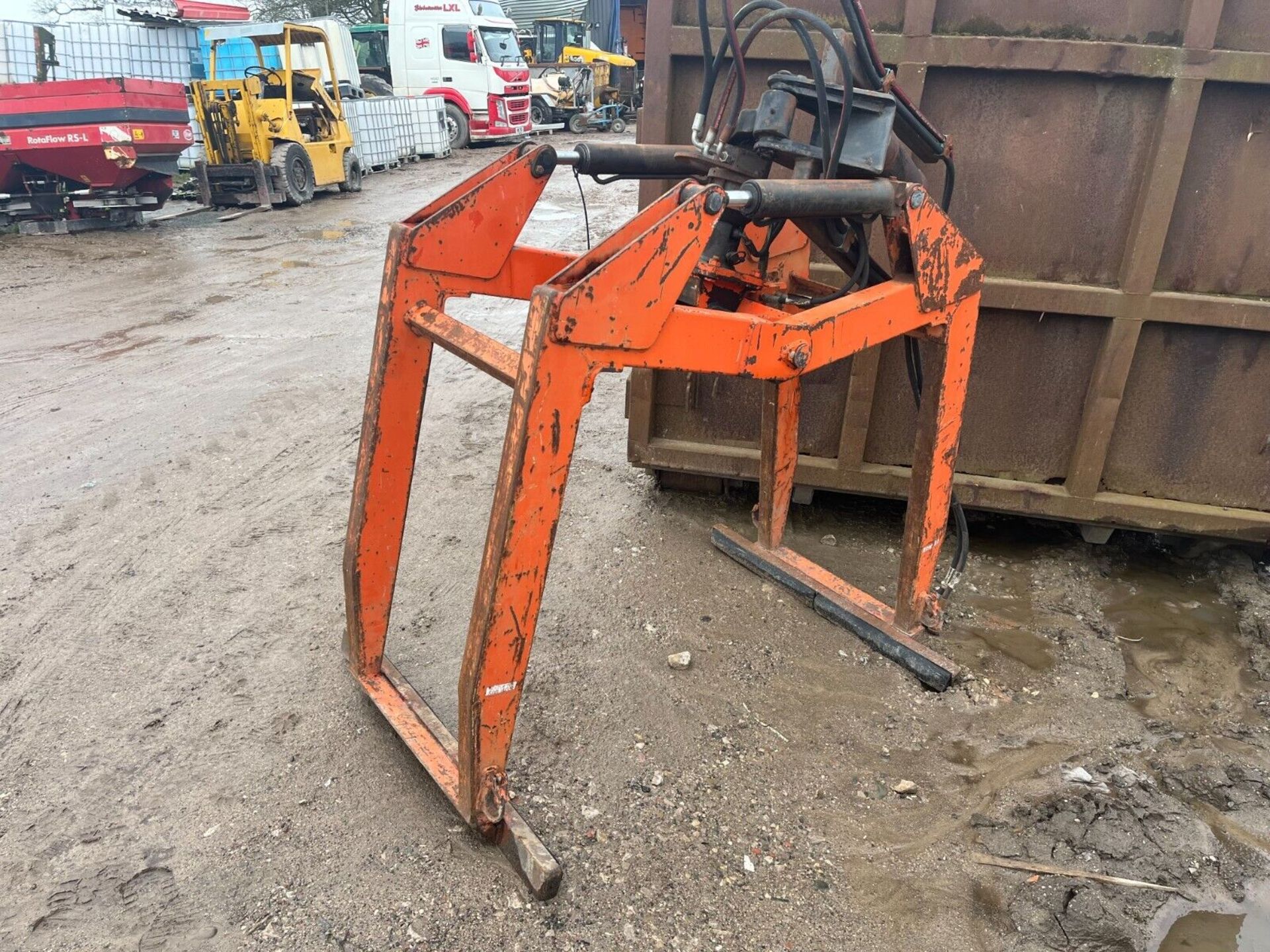 FIELDEN ROTATING BLOCK GRAB GOOD WORKING ORDER FORKLIFT TELEHANDLER WAGON