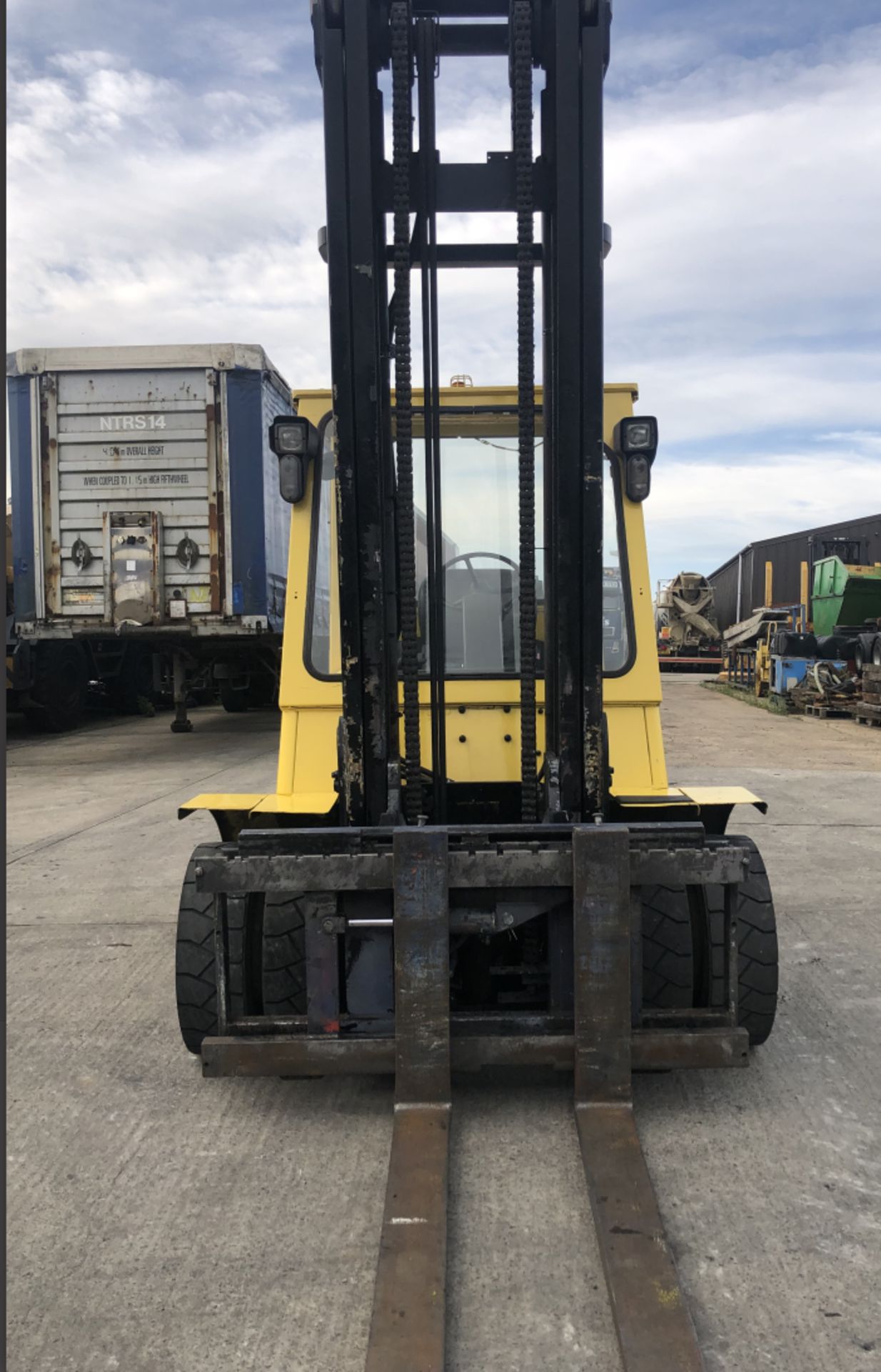 2009 HYSTER H6.00 XM 6 TON DIESEL FORKLIFT - Image 5 of 10