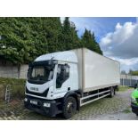 HIGH-ROOF SLEEP CAB HAULER: 2017 IVECO EUROCARGO 180E25S S-A