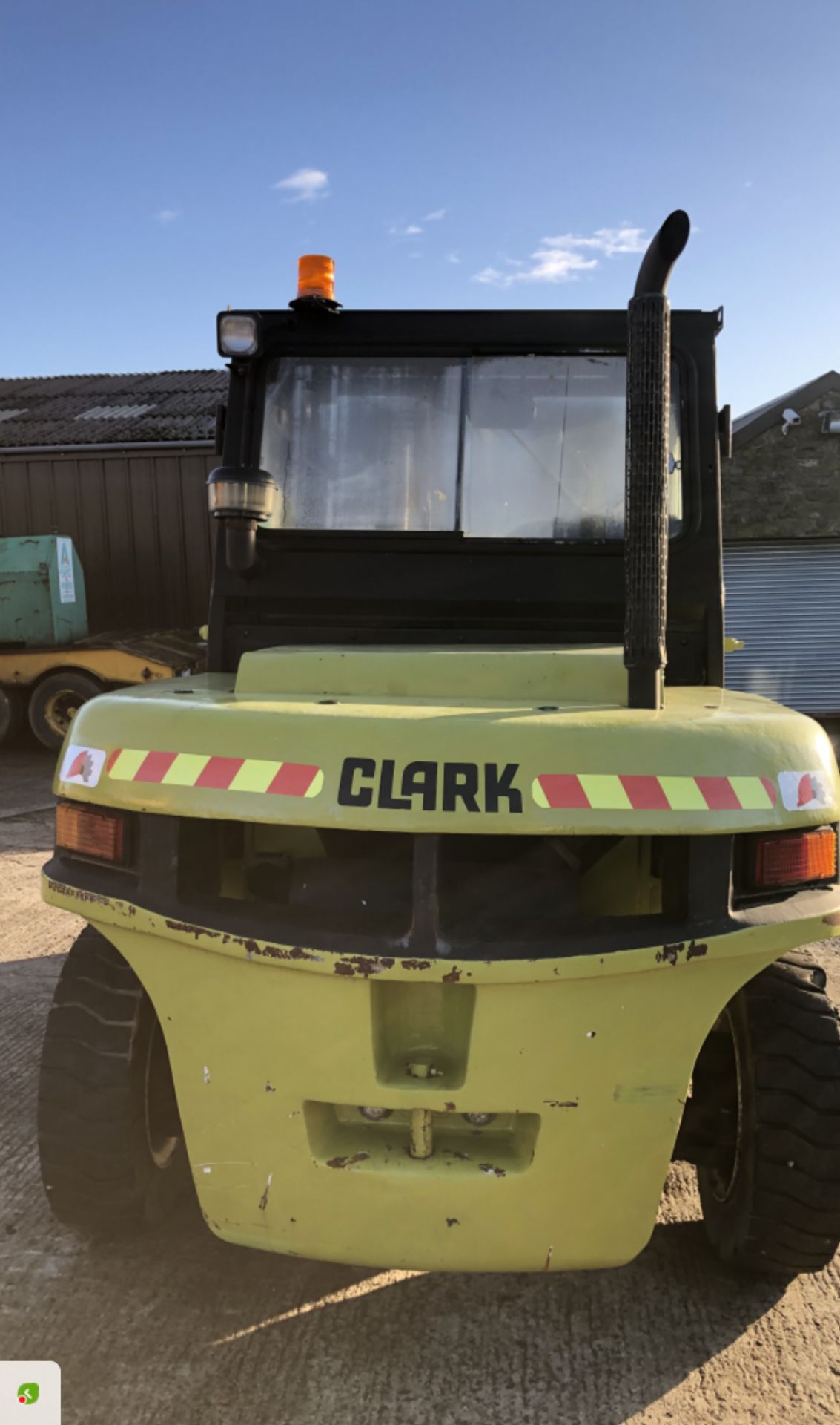 CLARK 7 TON DIESEL FORKLIFT - Image 6 of 8