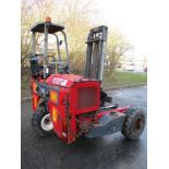 SIDESHIFT CAPABILITY: MOFFETT MOUNTY M2003 FORKLIFT