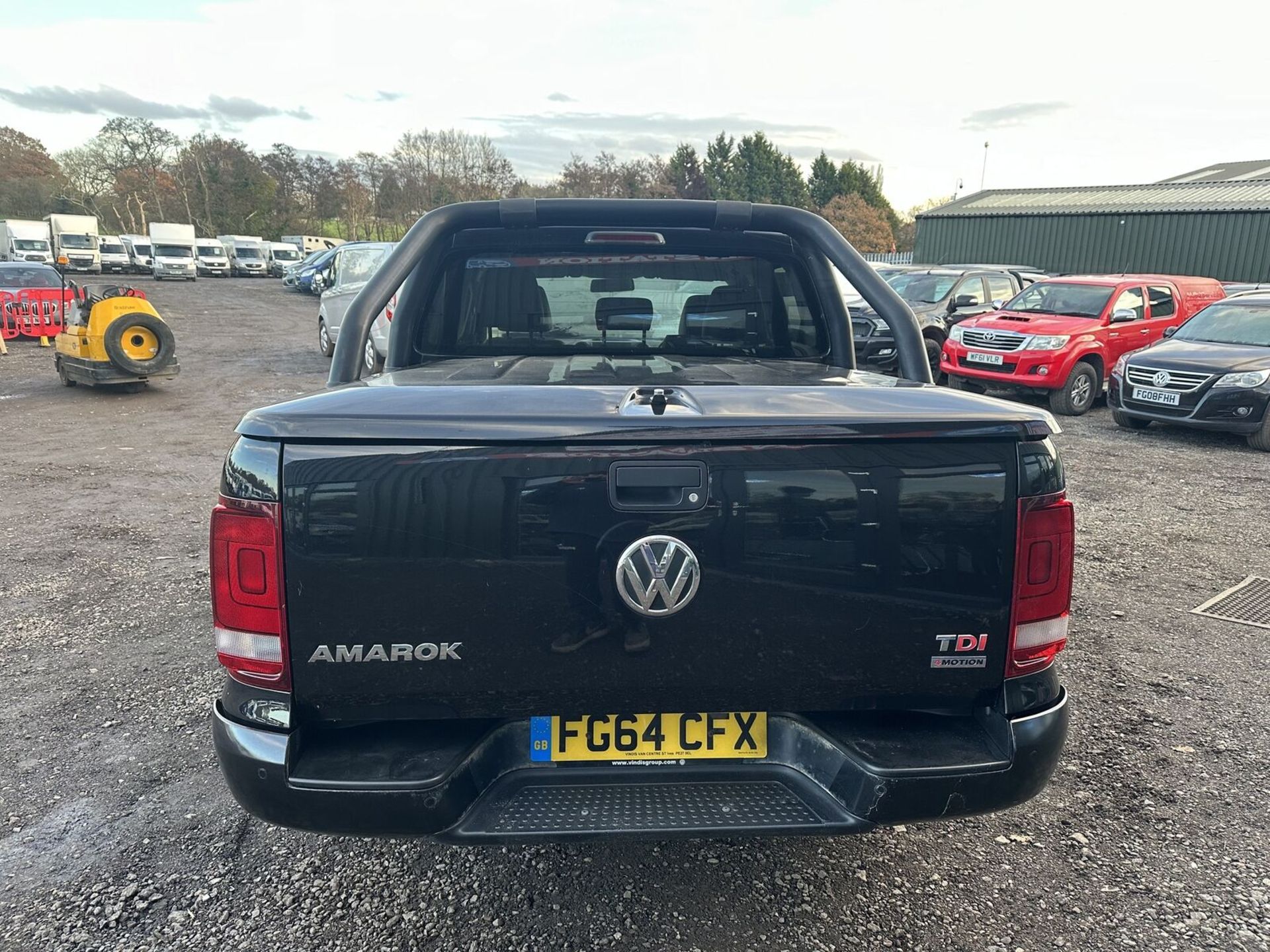 "STURDY EXPLORER: '64 PLATE AMAROK DOUBLE CAB - CLEAN & RELIABLE 4X4 - NO VAT ON HAMMER - Image 6 of 8