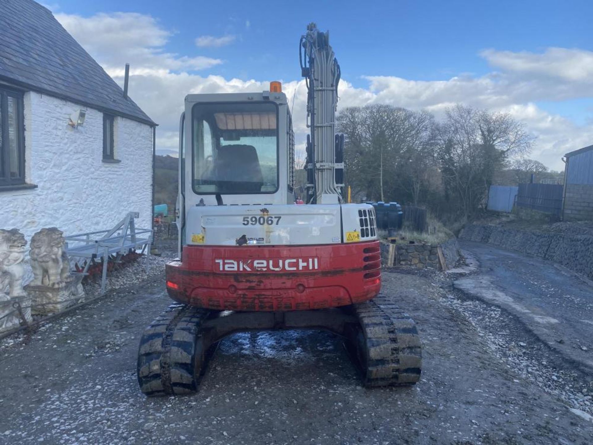 2009 TAKEUCHI TB180 FR 3 BUCKETS 8 TONNE - Image 10 of 11