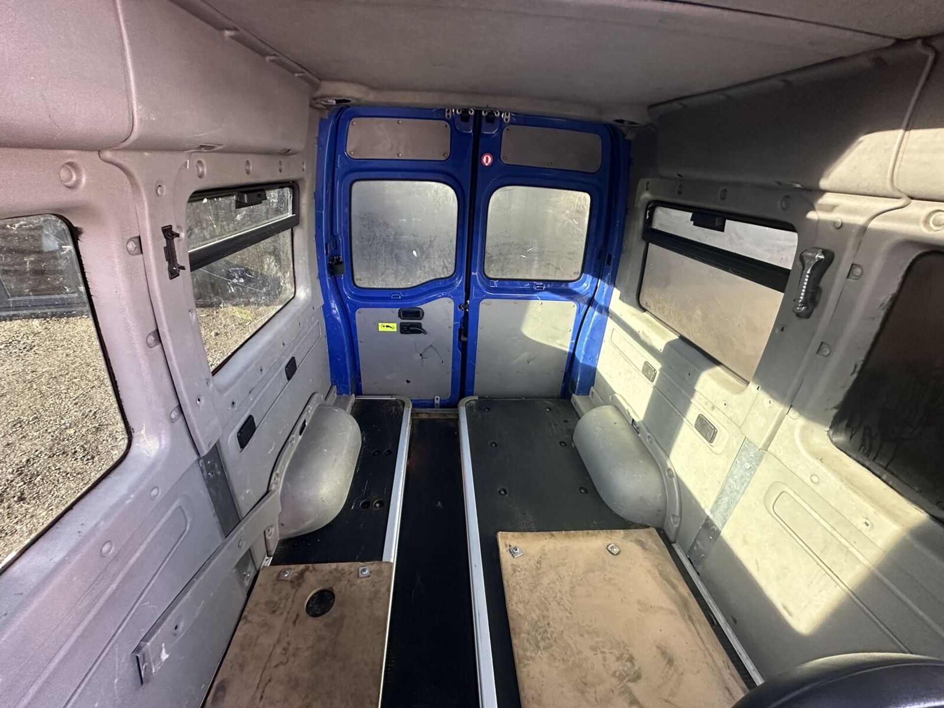 116K MILES - 2008 RENAULT MASTER: CAMPER PROJECT MINIBUS, READY TO ROLL - NO VAT ON HAMMER - Image 3 of 15