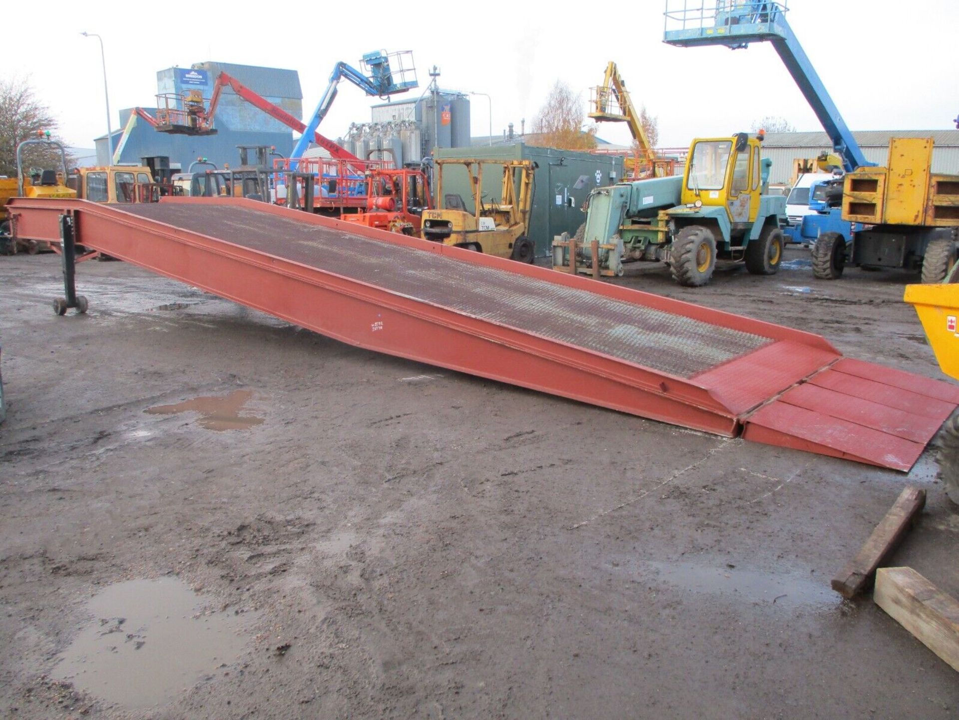 12 METRES LONG THORWORLD CONTAINER LOADING RAMP - Bild 10 aus 11