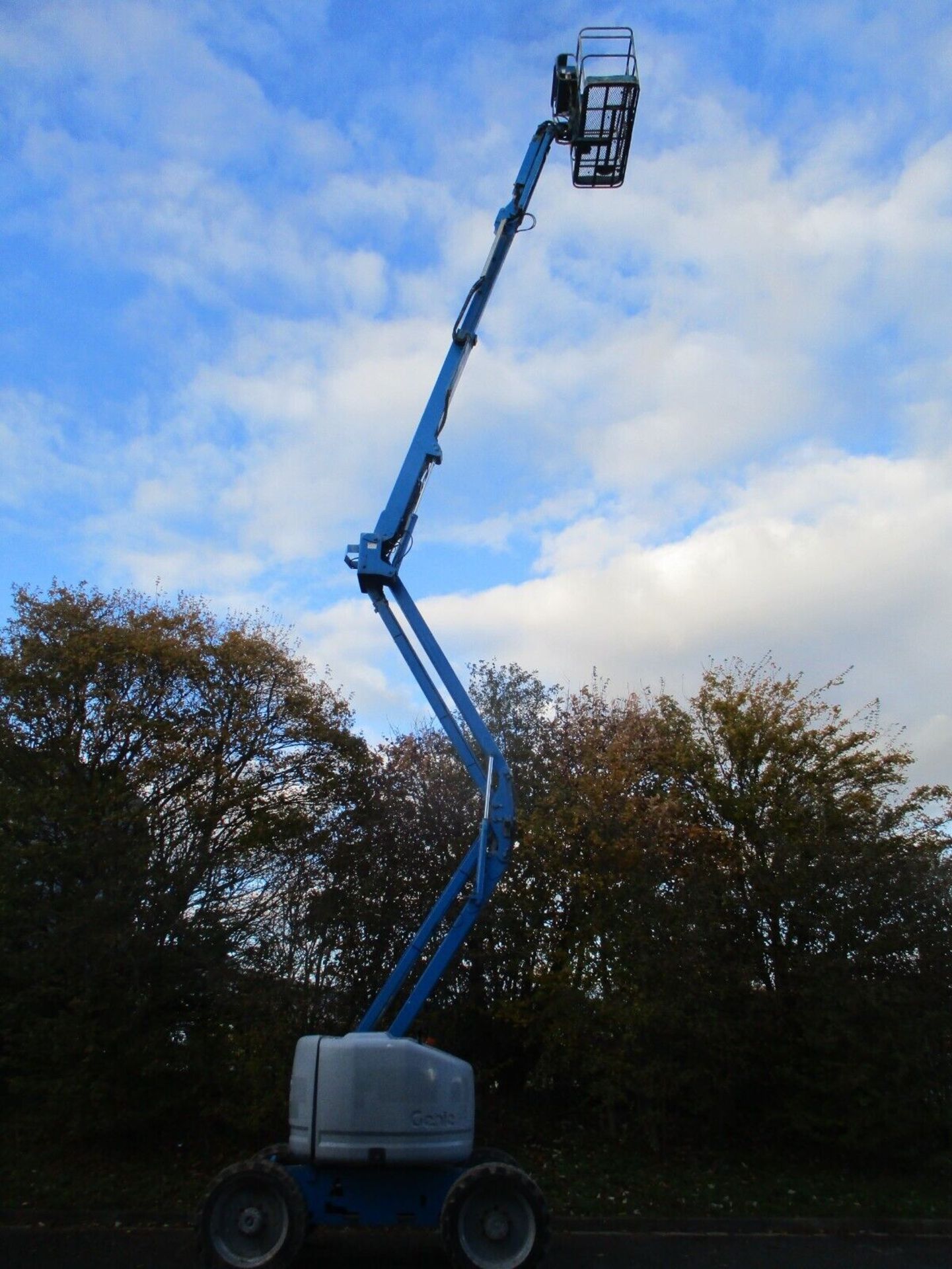 2005 GENIE Z45 / 25 CHERRY PICKER - Image 10 of 14