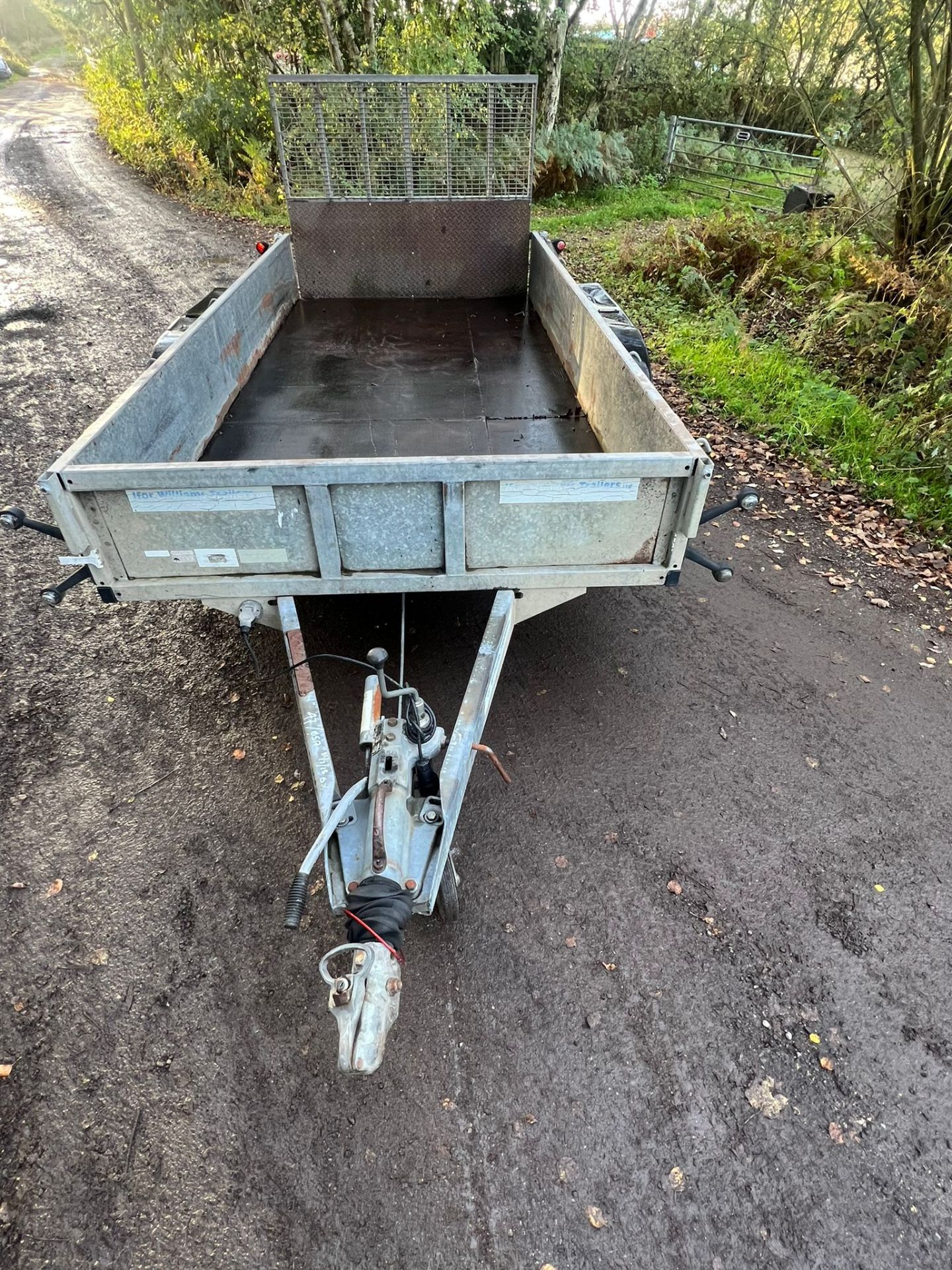 IFOR WILLIAMS TWIN AXLE TRAILER **(NO VAT ON HAMMER)**