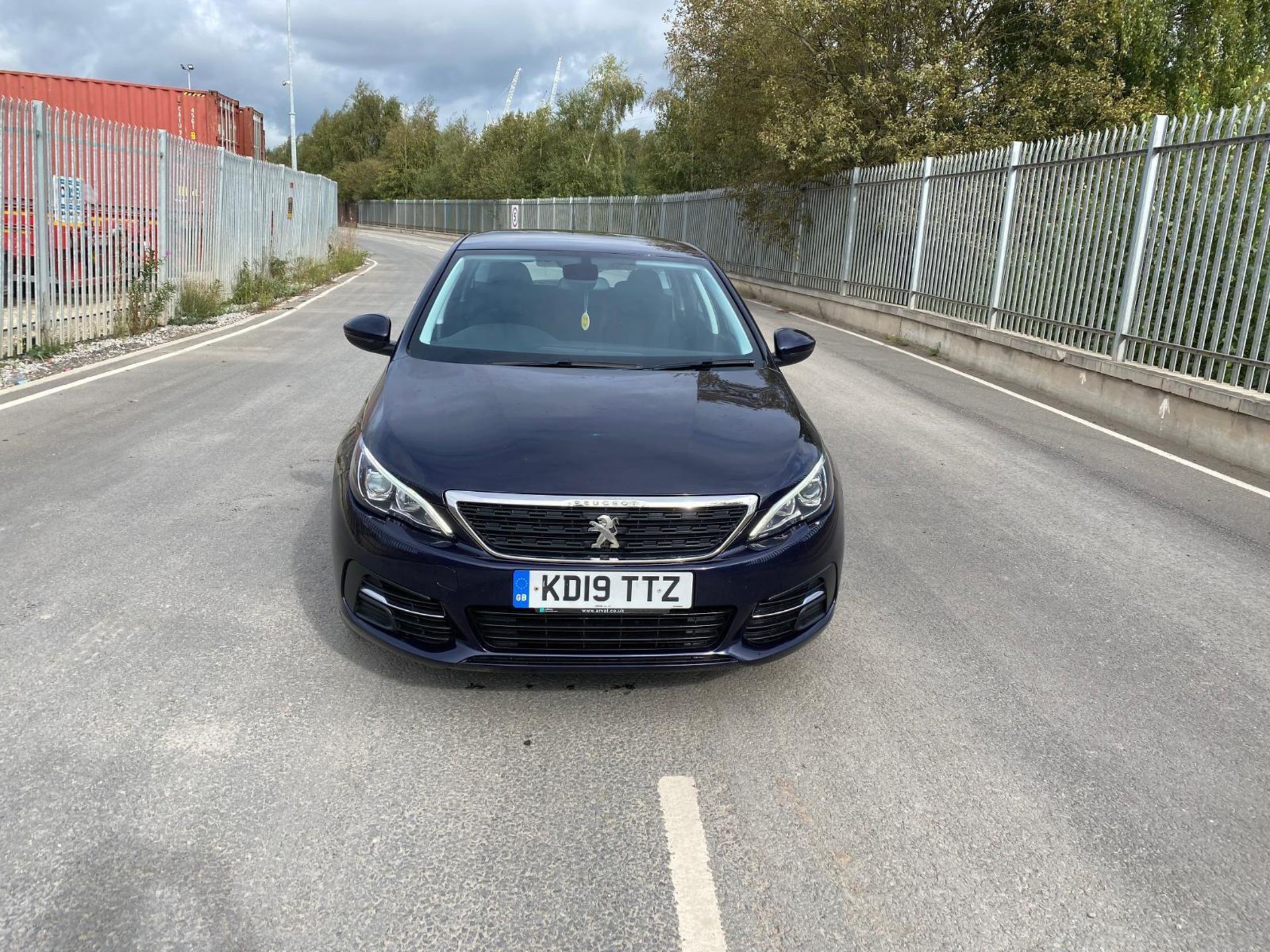 EFFICIENCY UNLEASHED: 2019 PEUGEOT 308 DIESEL ESTATE, EURO 6, 81K MILES - Image 13 of 16