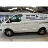 WHITE WORKHORSE: 2014 TRANSIT CUSTOM 2.2 TDCI LIMITED - (NO VAT ON HAMMER)