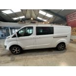 SPACIOUS WORKHORSE: 64 PLATE TRANSIT CUSTOM CREW CAB - (NO VAT ON HAMMER)