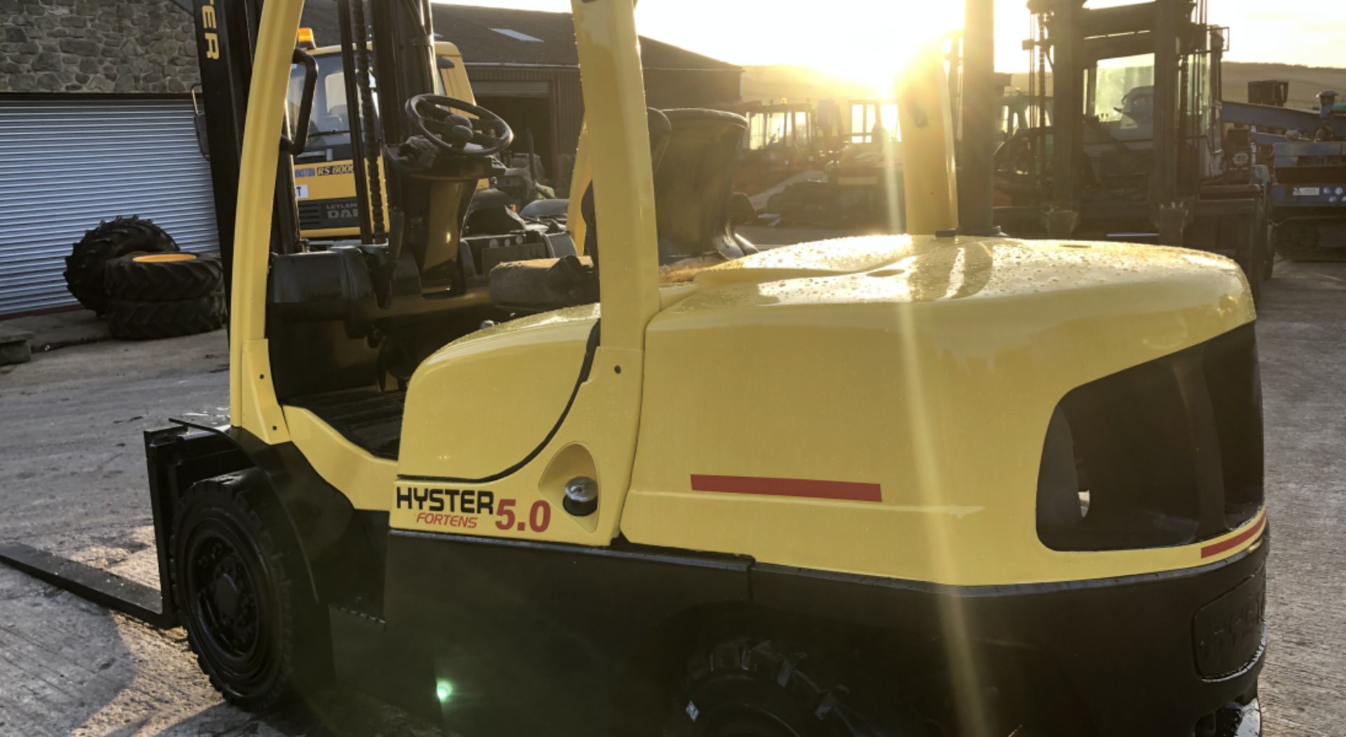 HYSTER POWERHOUSE: CUMMINS ENGINE, HYDRAULIC SIDE SHIFT - Image 6 of 9