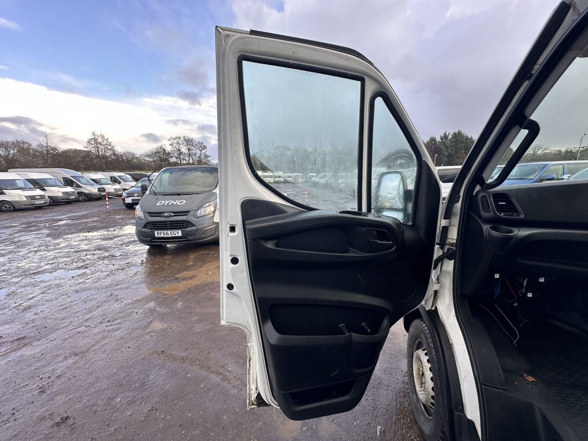 MECHANICAL NOTICE: 66 PLATE IVECO DAILY, GEARBOX WARNING - NO VAT ON HAMMER - Image 15 of 15