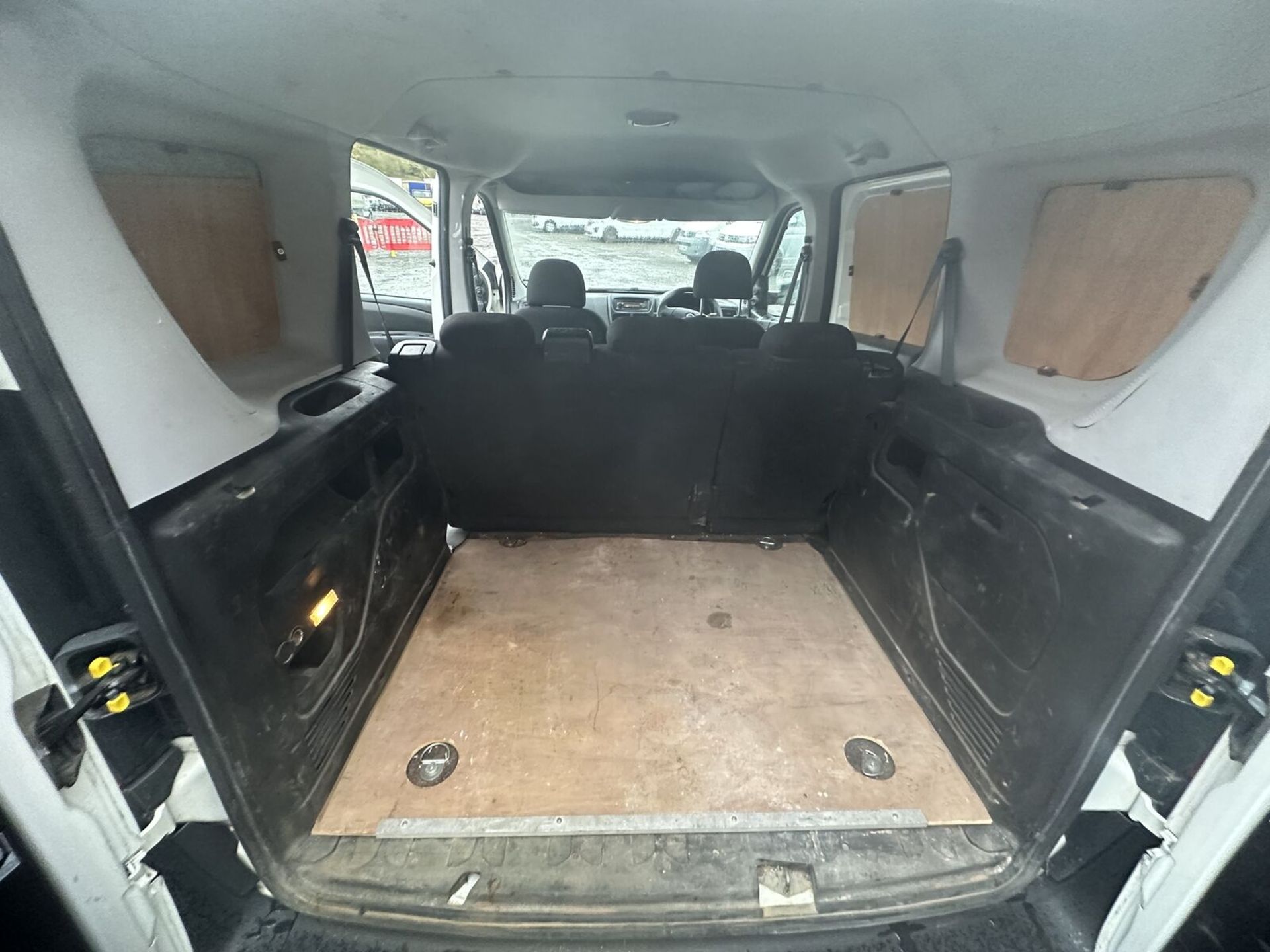 WORKHORSE DEAL: '67 VAUXHALL COMBO CREW VAN - (NO VAT ON HAMMER) - Image 7 of 7