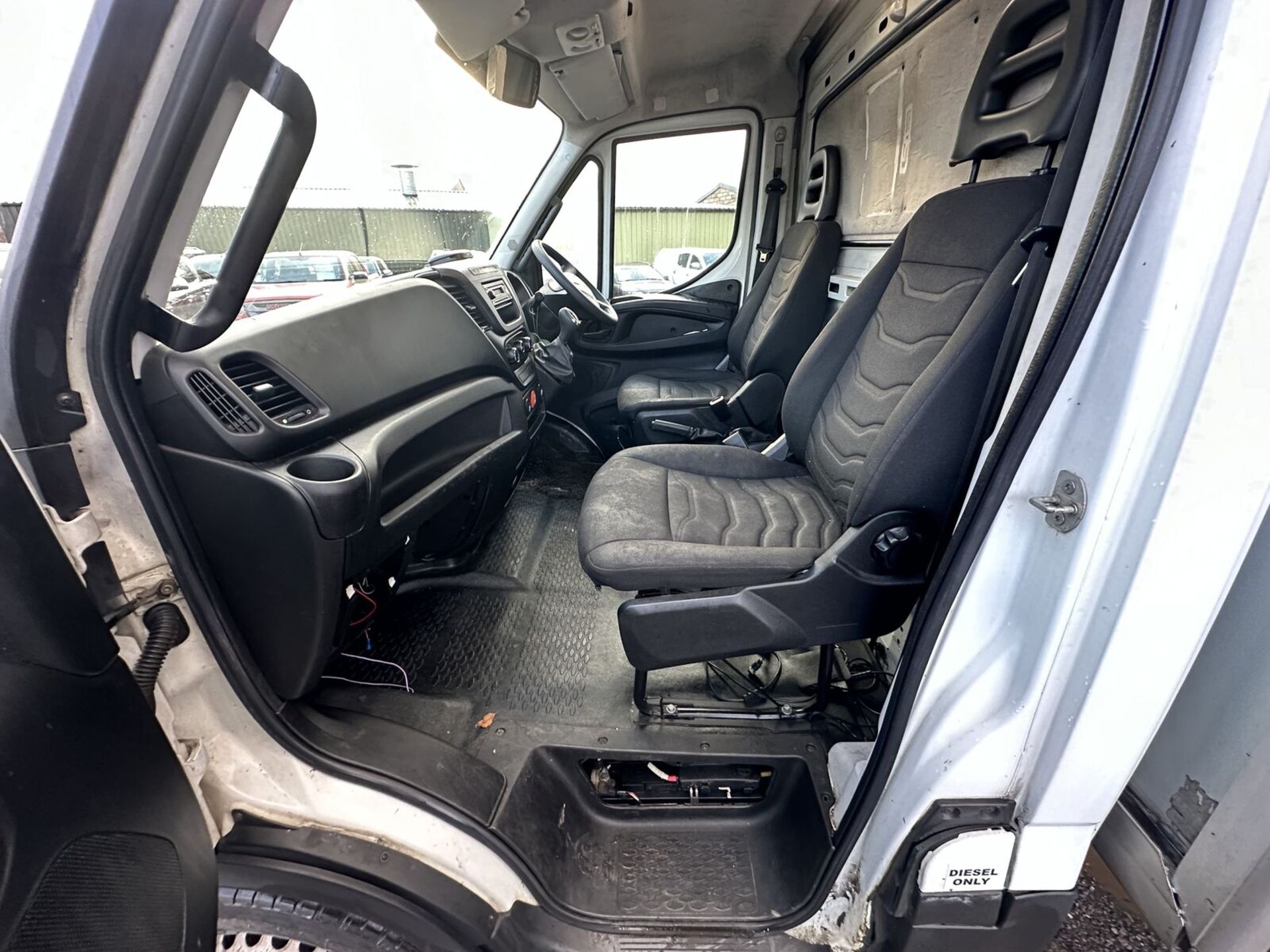 MECHANICAL NOTICE: 66 PLATE IVECO DAILY, GEARBOX WARNING - NO VAT ON HAMMER - Image 2 of 15