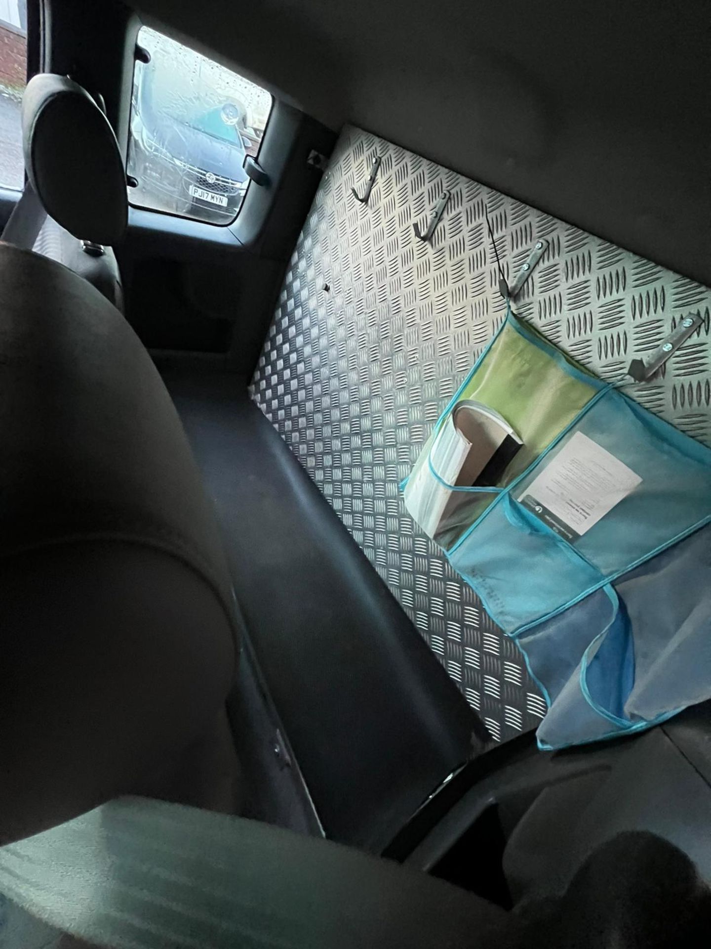 TOYOTA HILUX KING CAB - Image 6 of 12