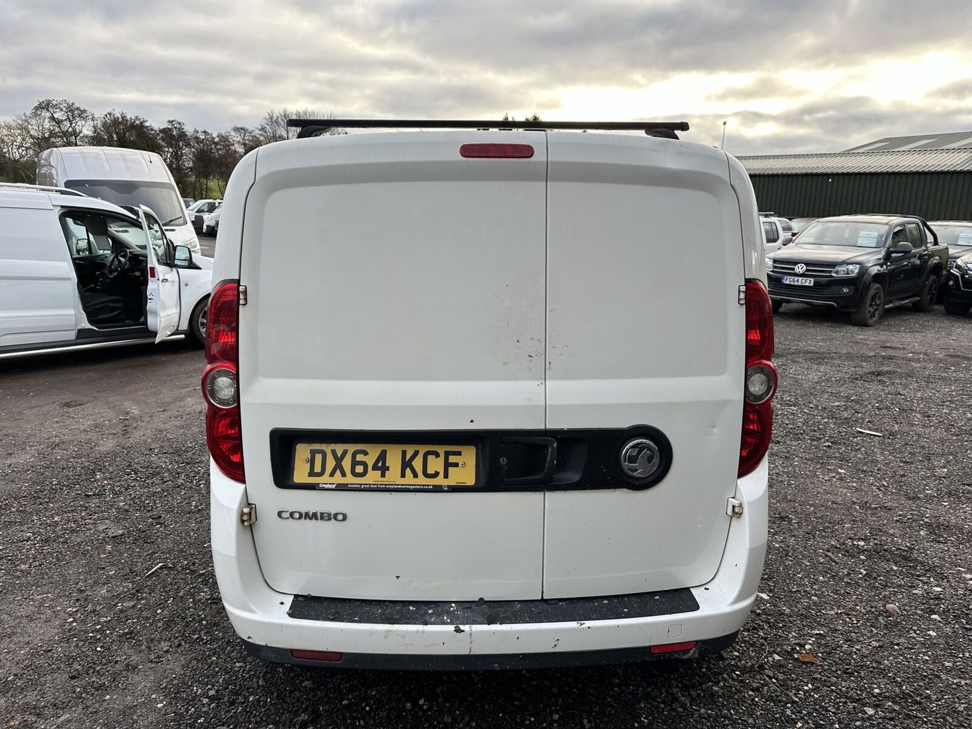 RELIABLE WORKHORSE: 64 PLATE VAUXHALL COMBO PANEL VAN - (NO VAT ON HAMMER) - Image 8 of 15