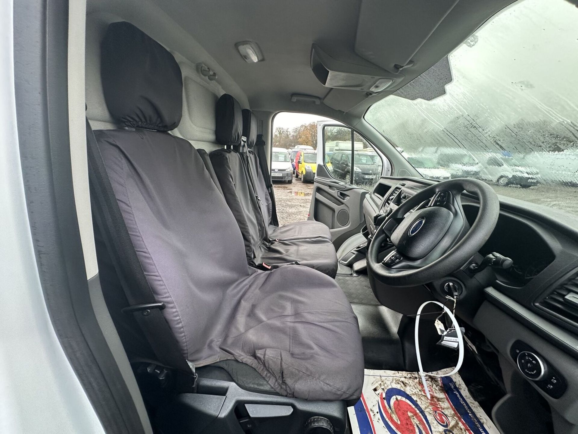 2019 FORD TRANSIT CUSTOM 2.0 TDCI 105PS MILEAGE: 98K - MOT: MAY 2024 - NO VAT ON HAMMER - Image 11 of 15