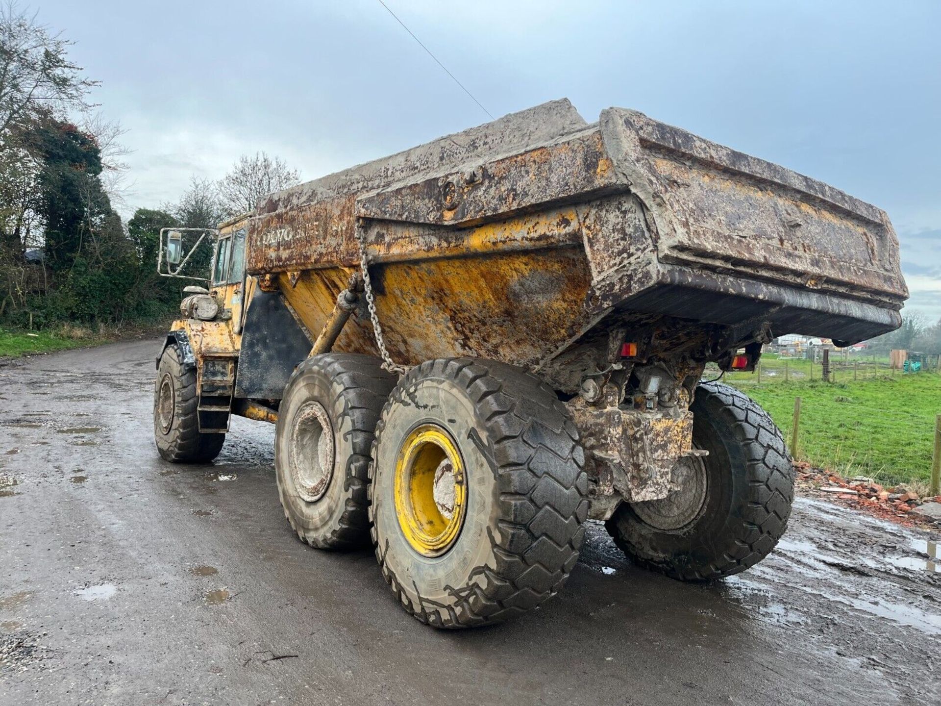 INSTANT POWER: A25C 6WD - READY FOR ANY EARTHMOVING TASK - Image 13 of 14