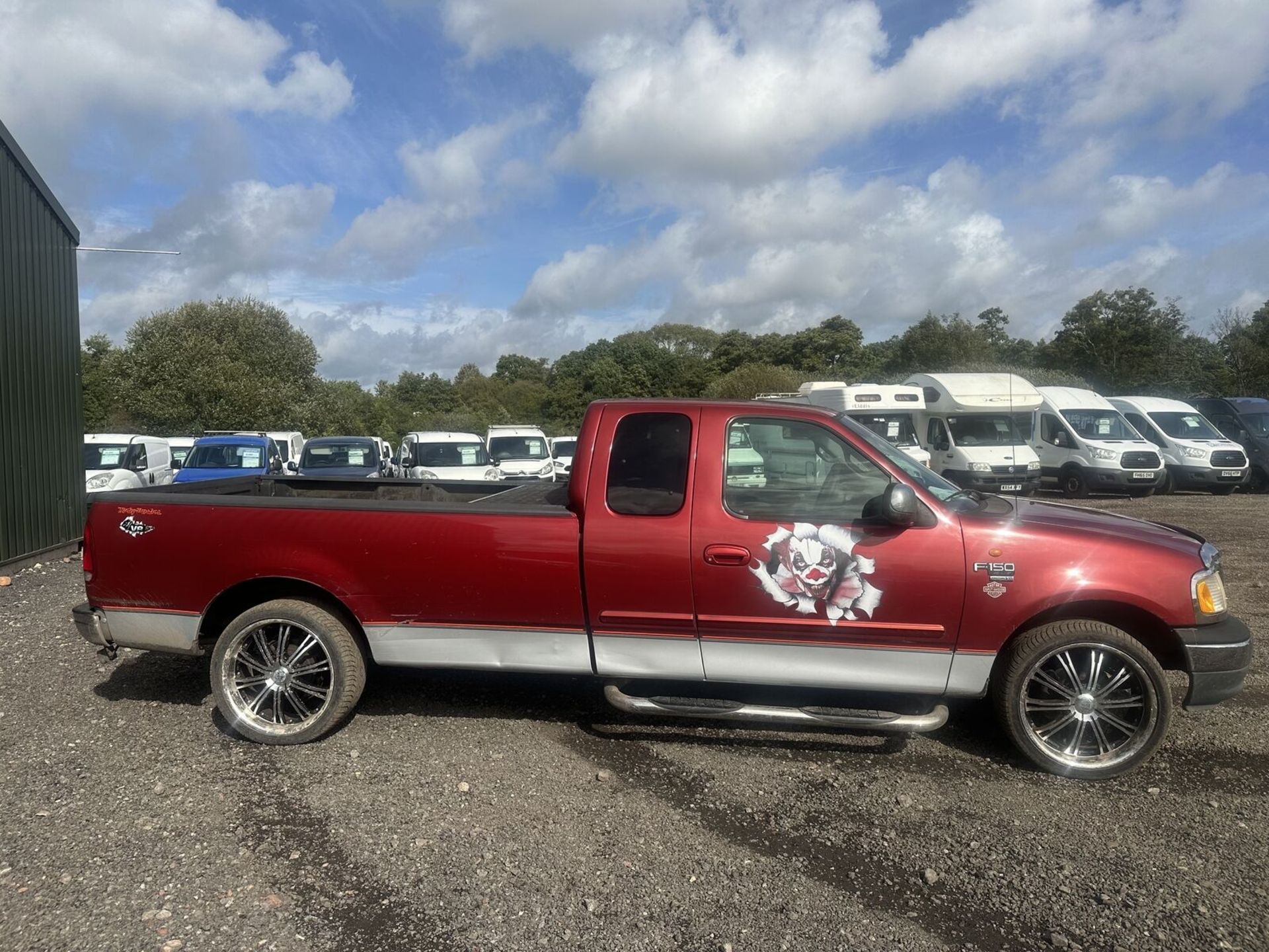 UNLEASH THE POWER: 2000 FORD F150 - AUTOMATIC, LPG SYSTEM - NO VAT ON HAMMER